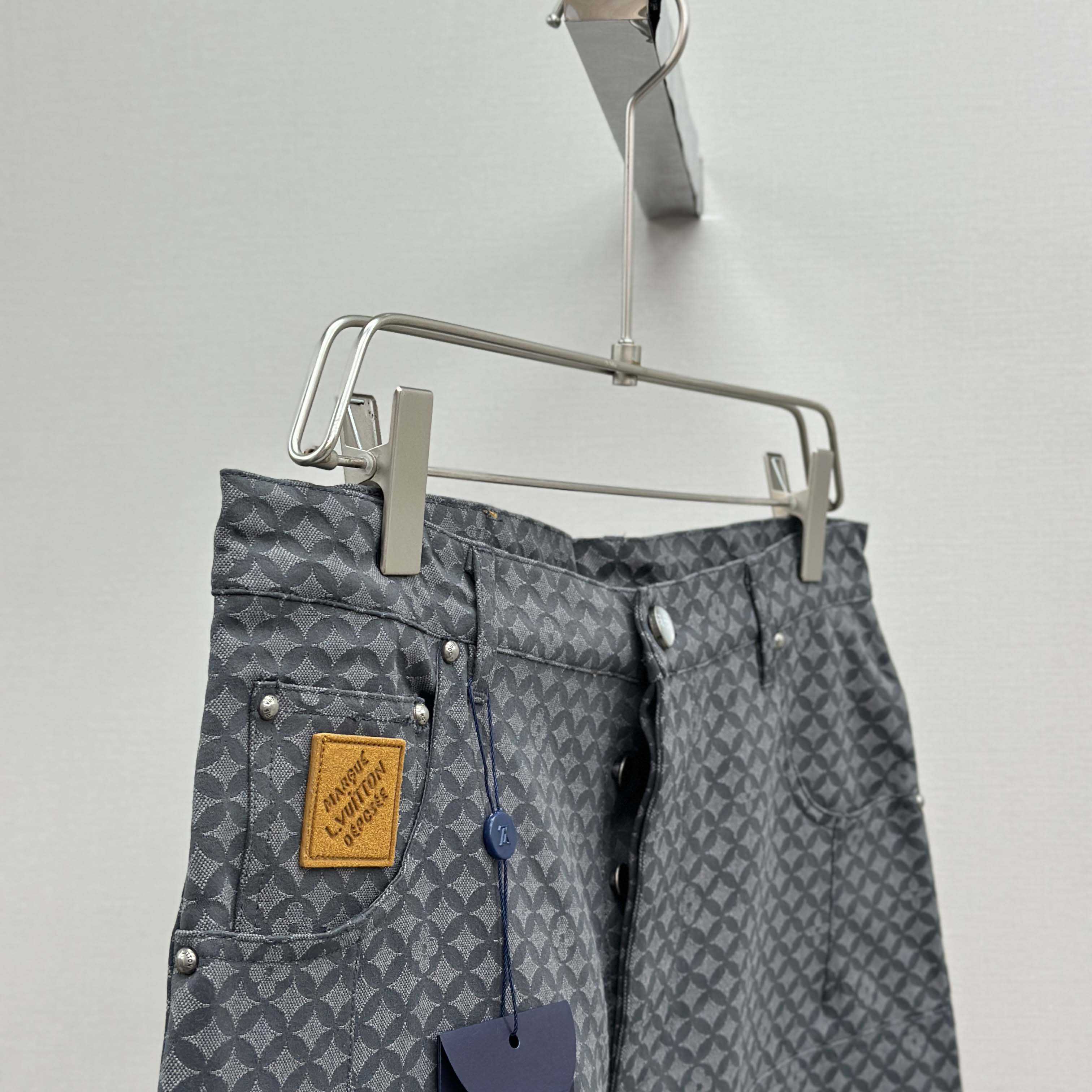 Louis Vuitton Workwear Pants   1AIMG8 - FashionPlug