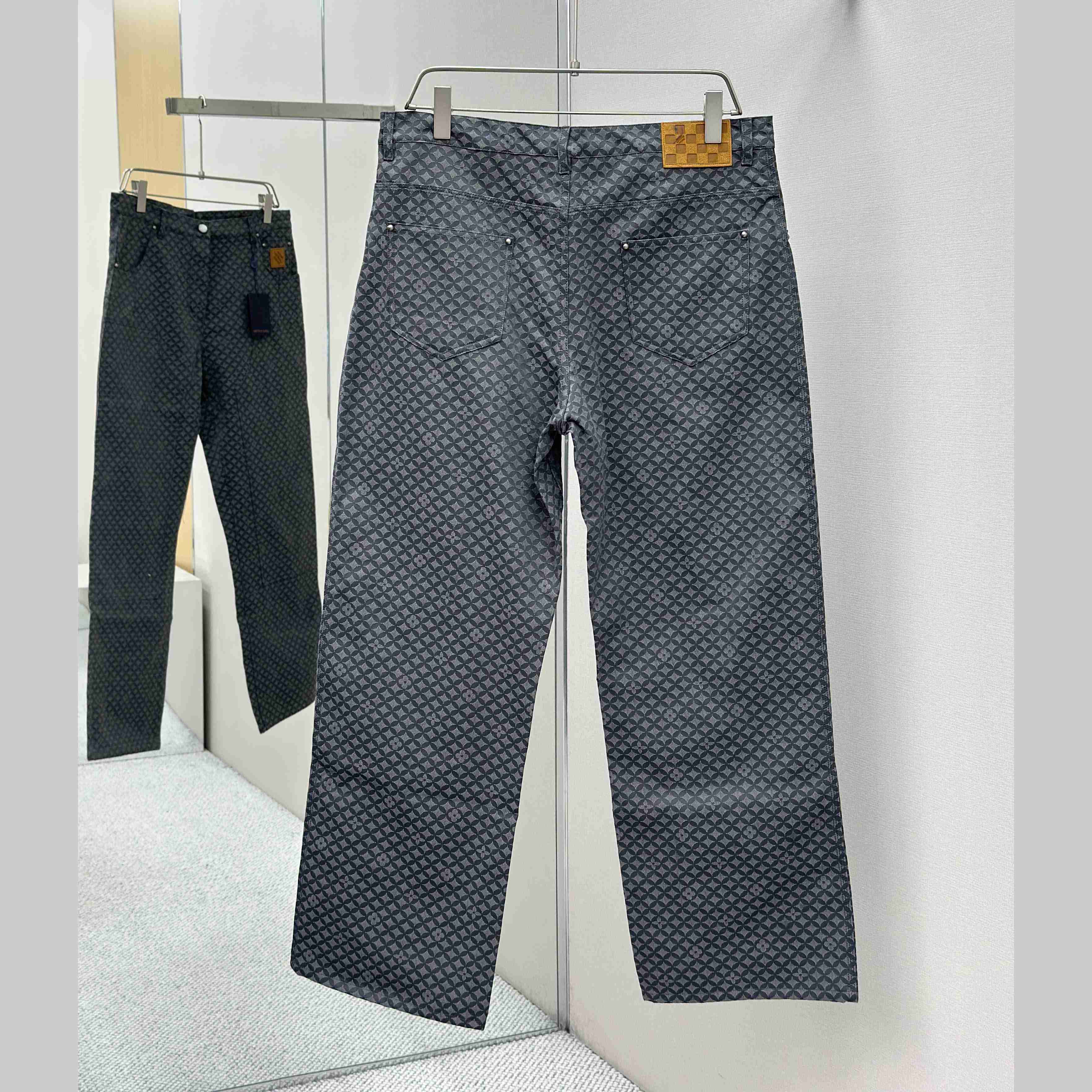 Louis Vuitton Workwear Pants   1AIMG8 - FashionPlug