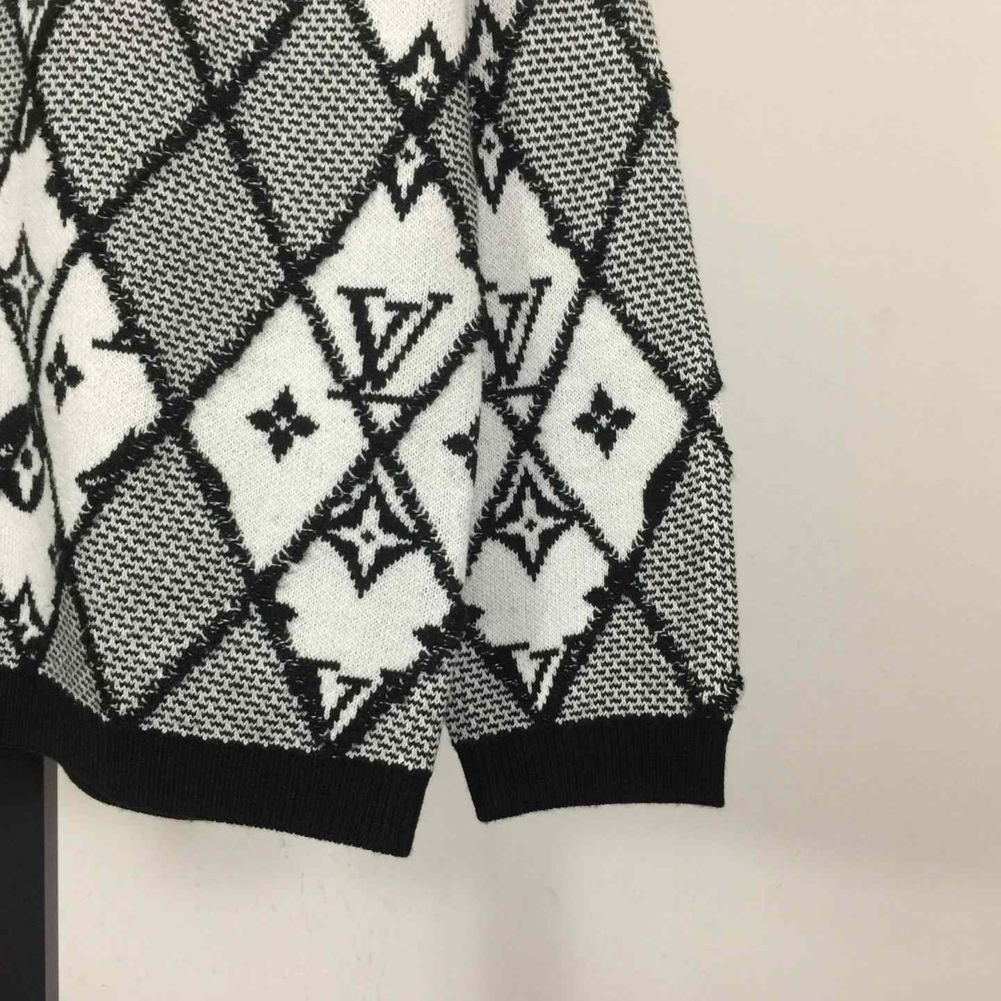 Louis Vuitton Wool Blend Pullover - FashionPlug