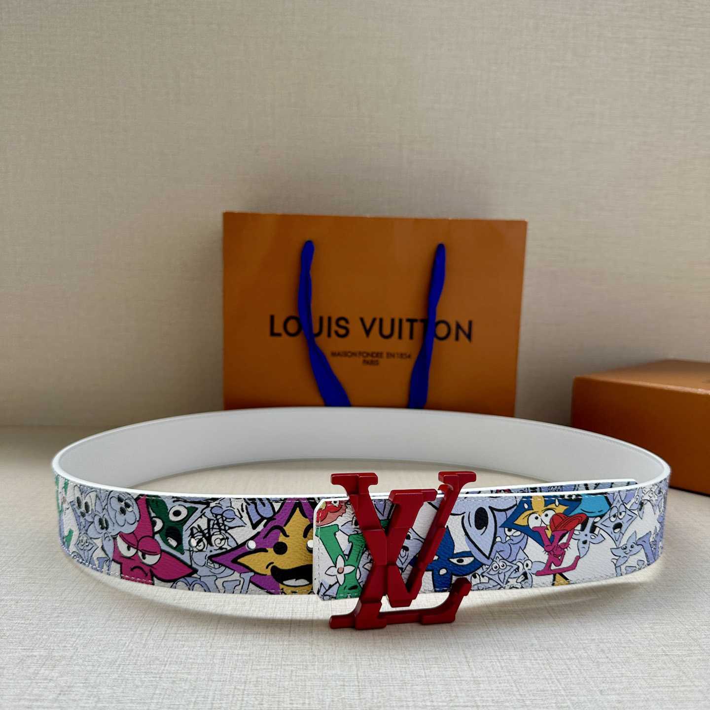 Louis Vuitton LV Initiales 40mm Reversible Belt   - FashionPlug