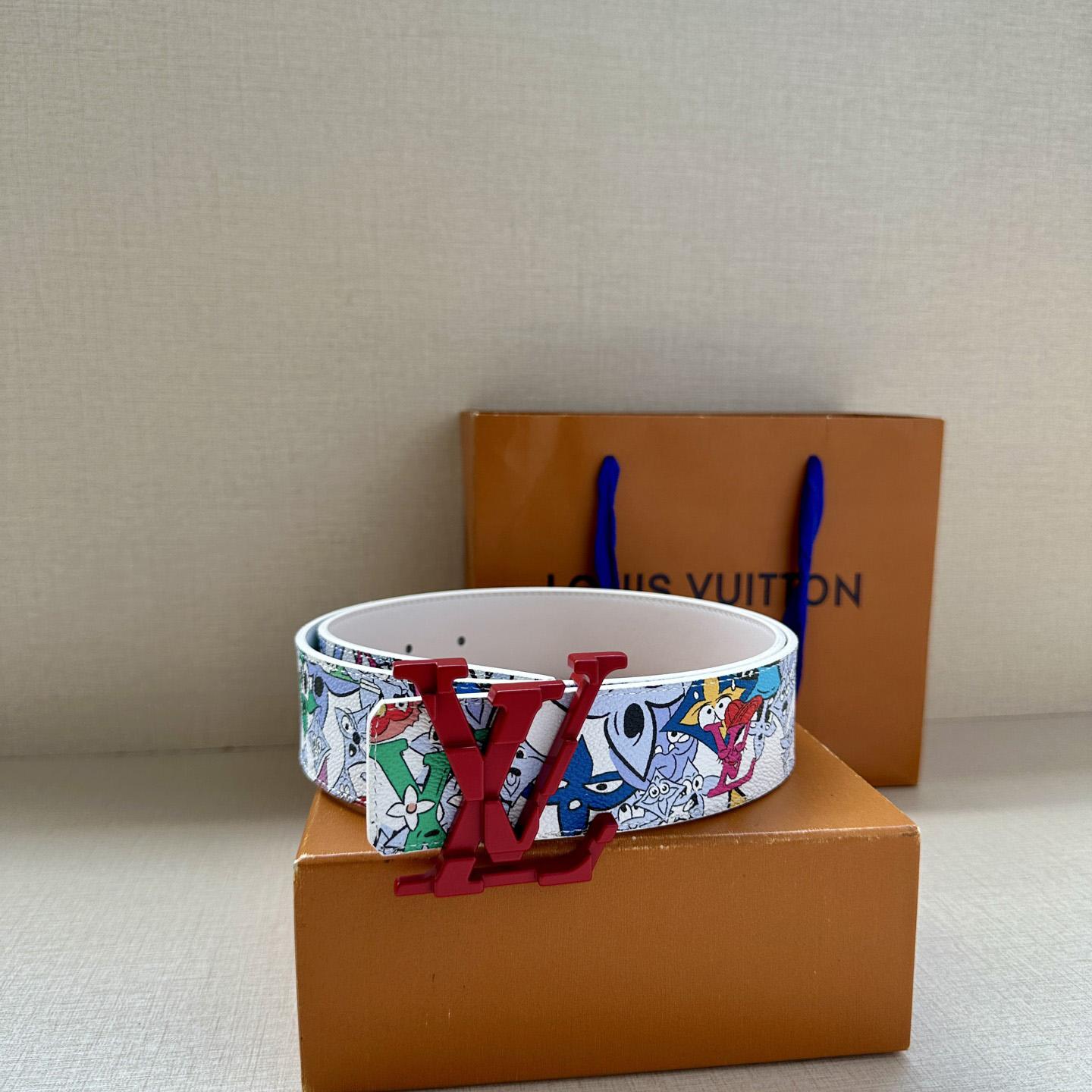 Louis Vuitton LV Initiales 40mm Reversible Belt   - FashionPlug