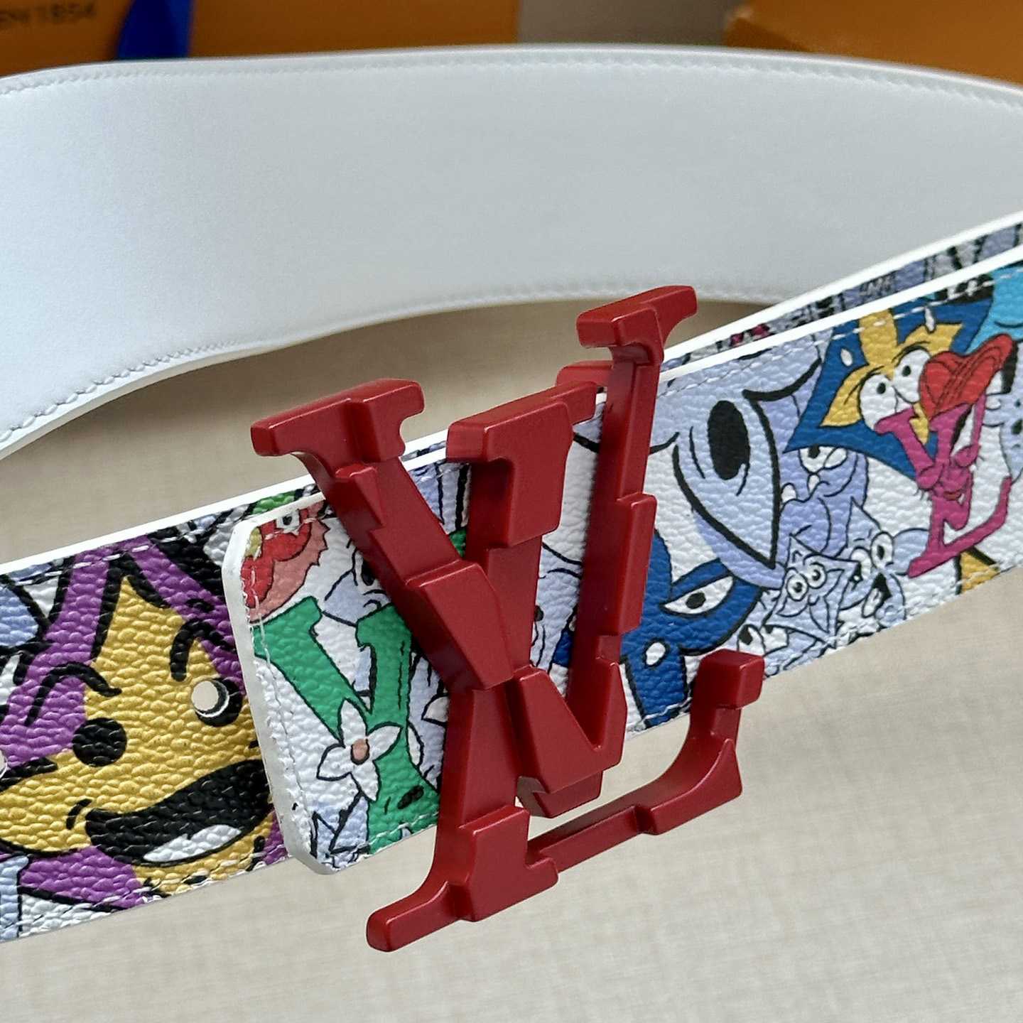 Louis Vuitton LV Initiales 40mm Reversible Belt   - FashionPlug