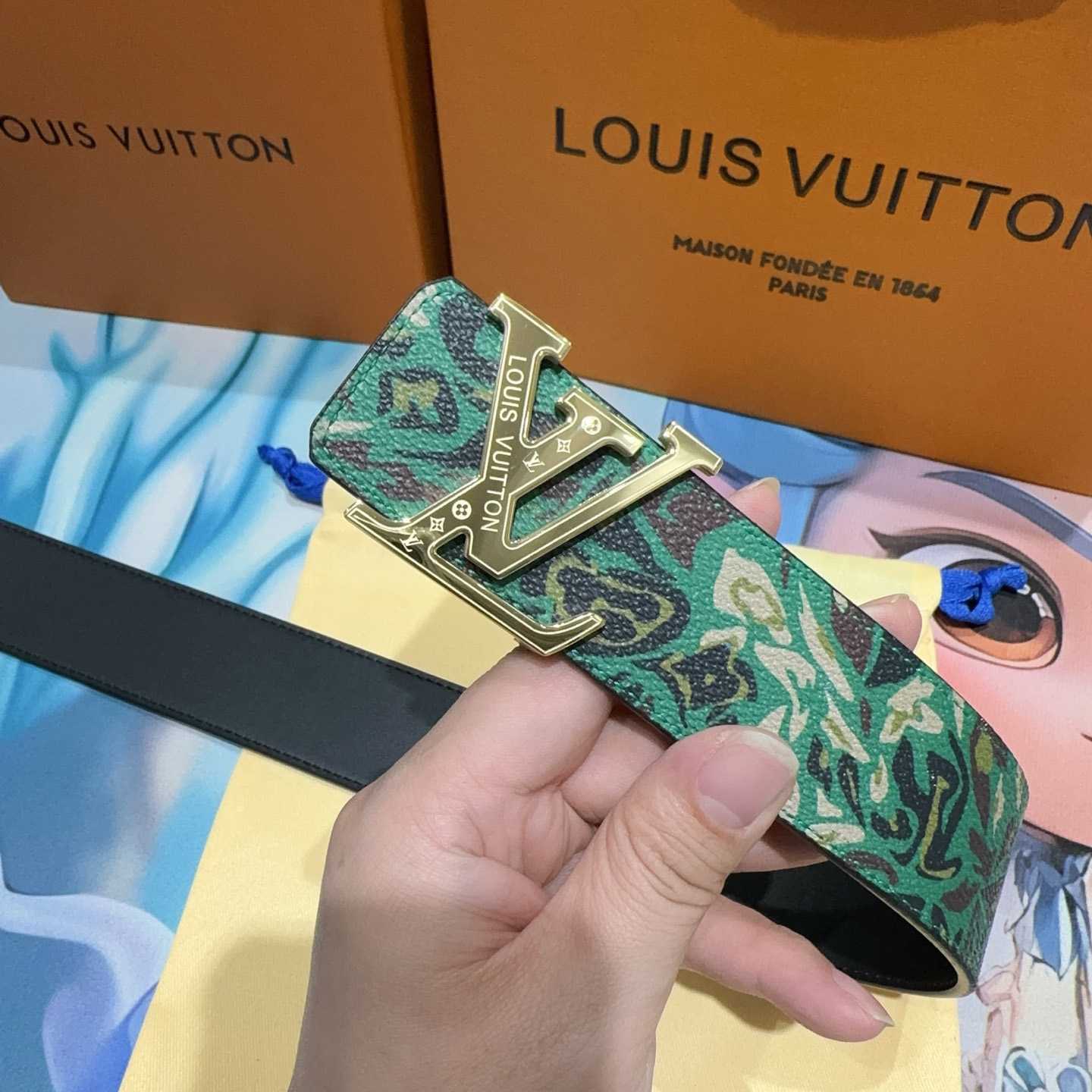 Louis Vuitton 40mm Reversible Belt  - FashionPlug