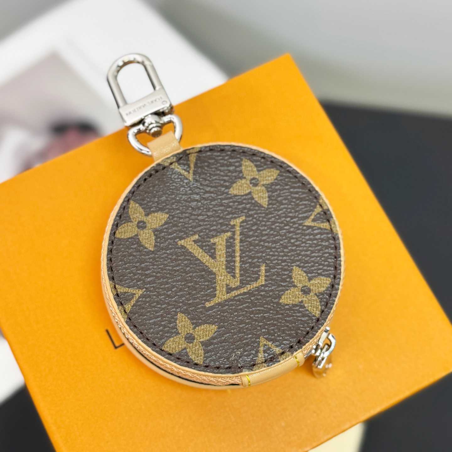 Louis Vuitton LV Donut Bag Charm    - FashionPlug