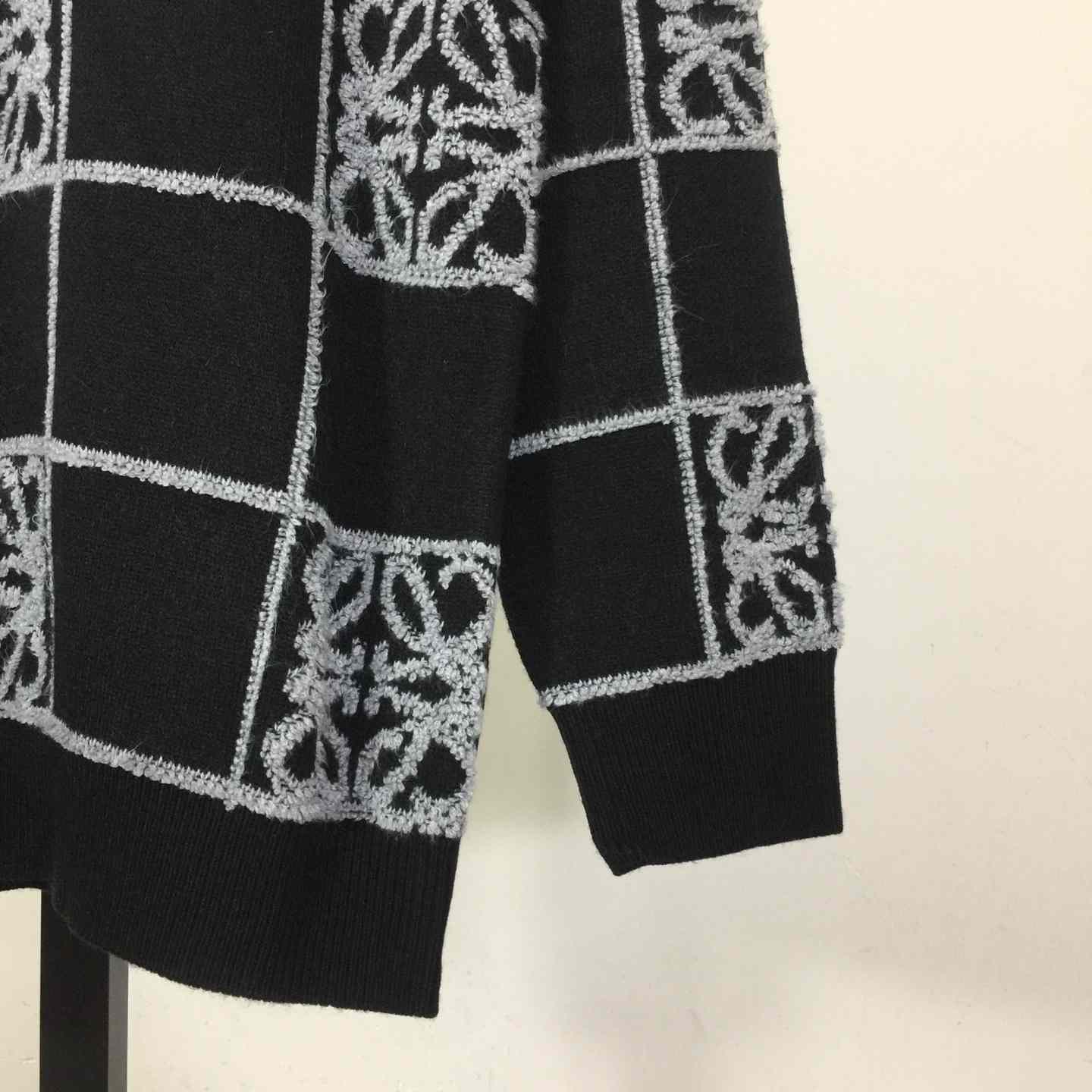 Loewe Sweater In Wool - FashionPlug