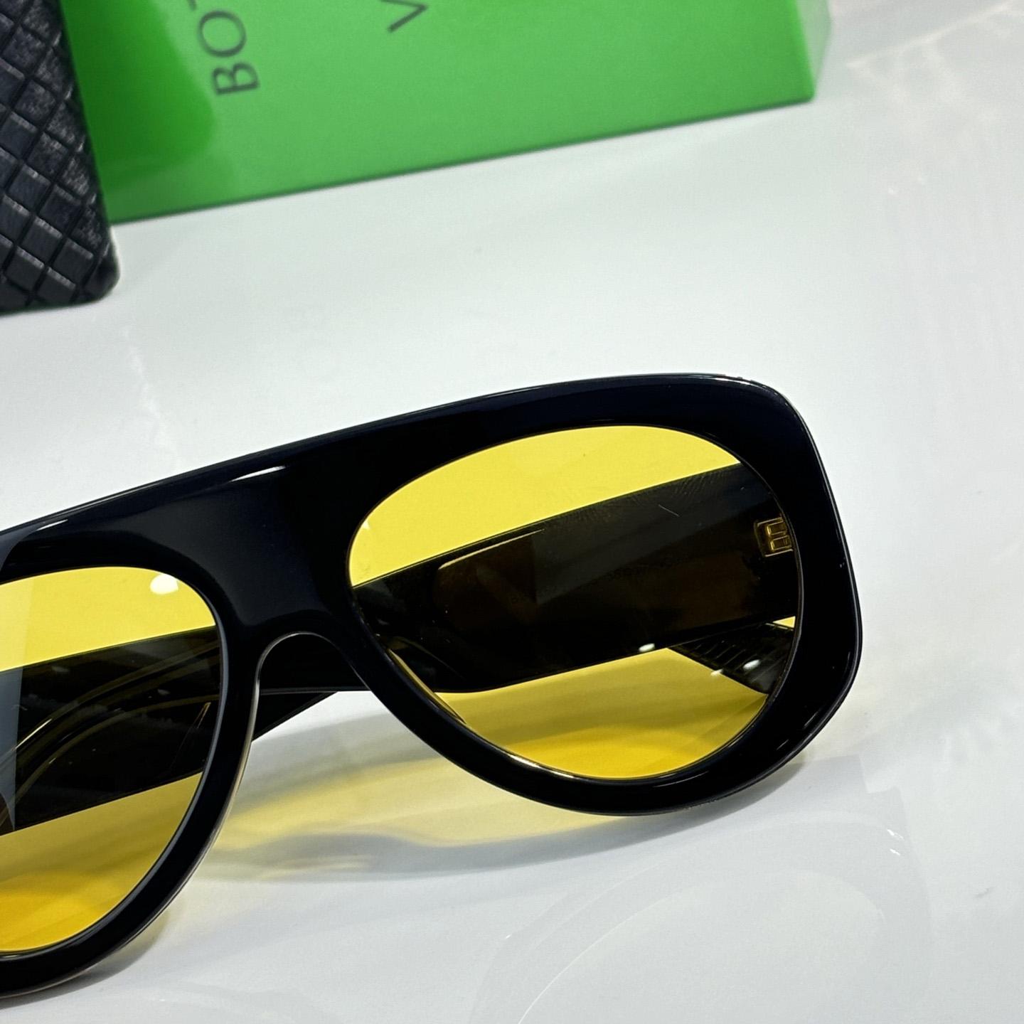 Bottega Veneta BV1362S Sunglasses   - FashionPlug