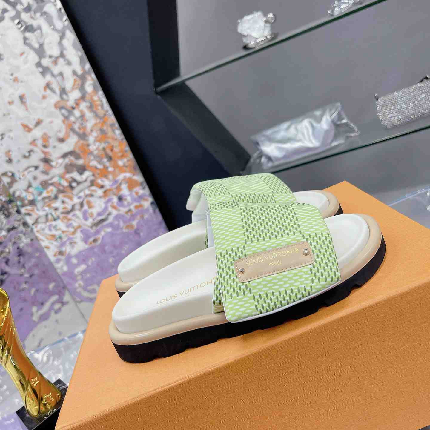 Louis Vuitton Pool Pillow Flat Comfort Mule - FashionPlug