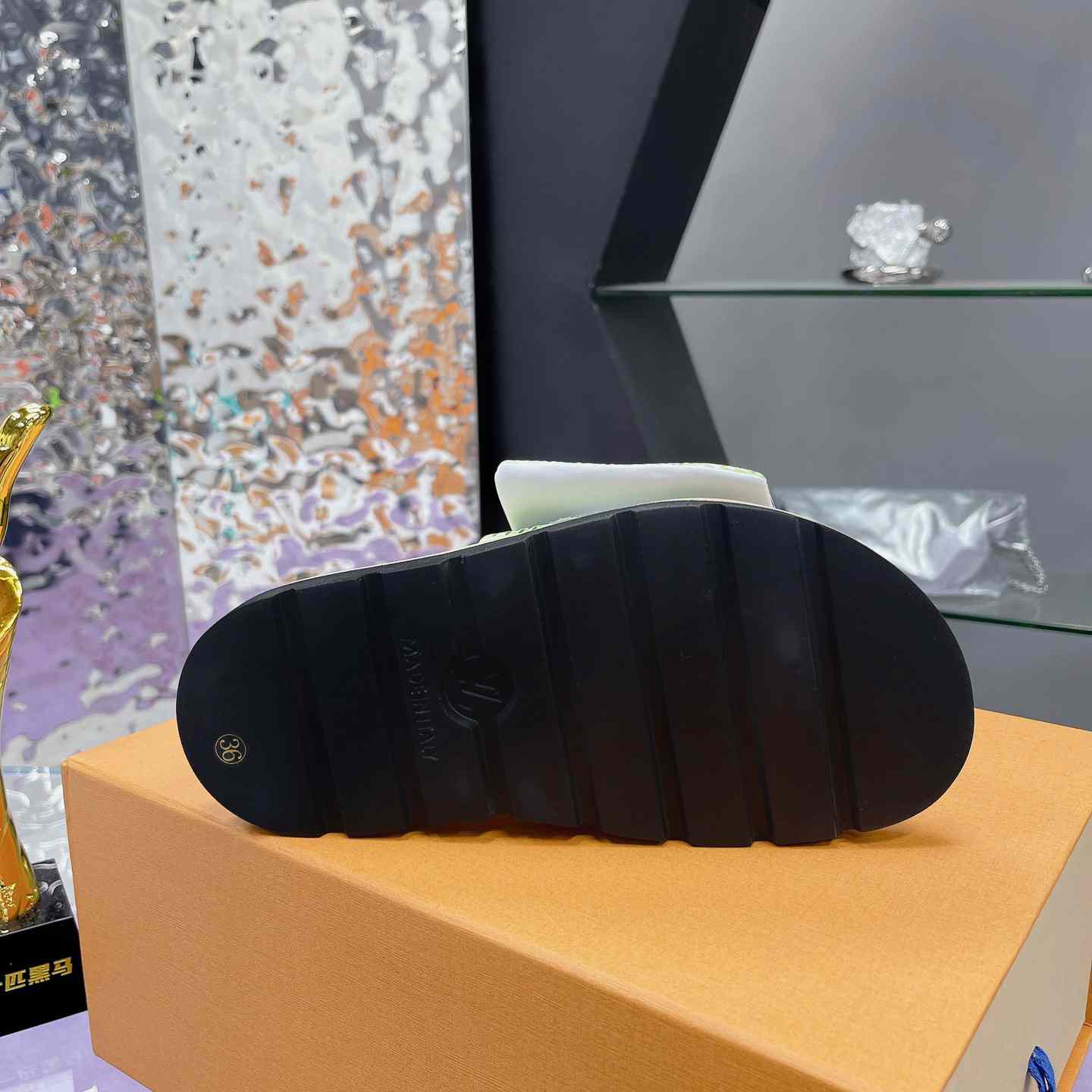 Louis Vuitton Pool Pillow Flat Comfort Mule - FashionPlug