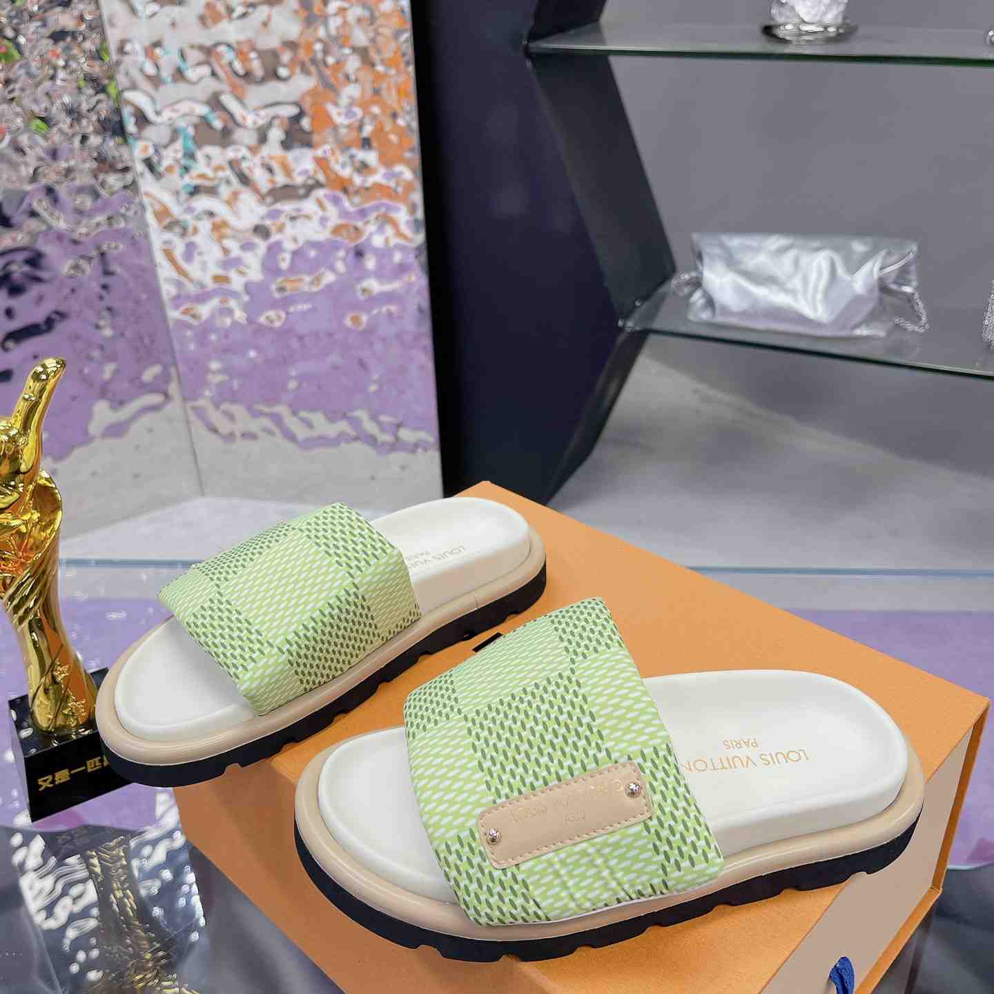 Louis Vuitton Pool Pillow Flat Comfort Mule - FashionPlug