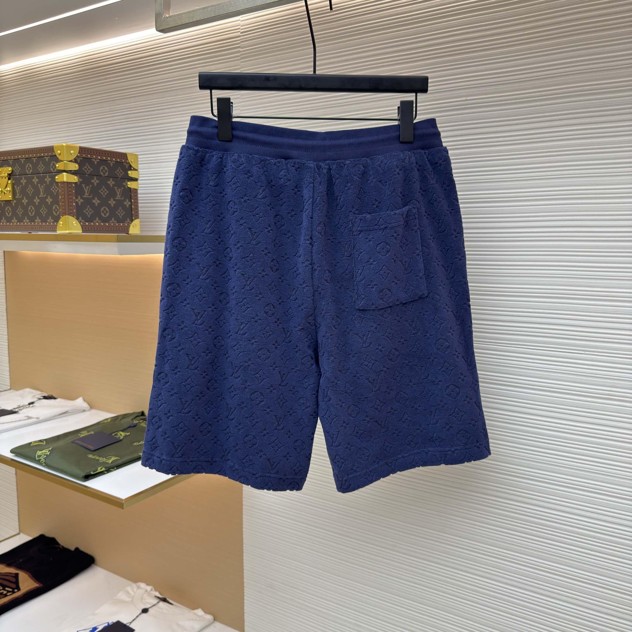 Louis Vuitton Monogram French Terry Shorts    1AHUX6 - FashionPlug