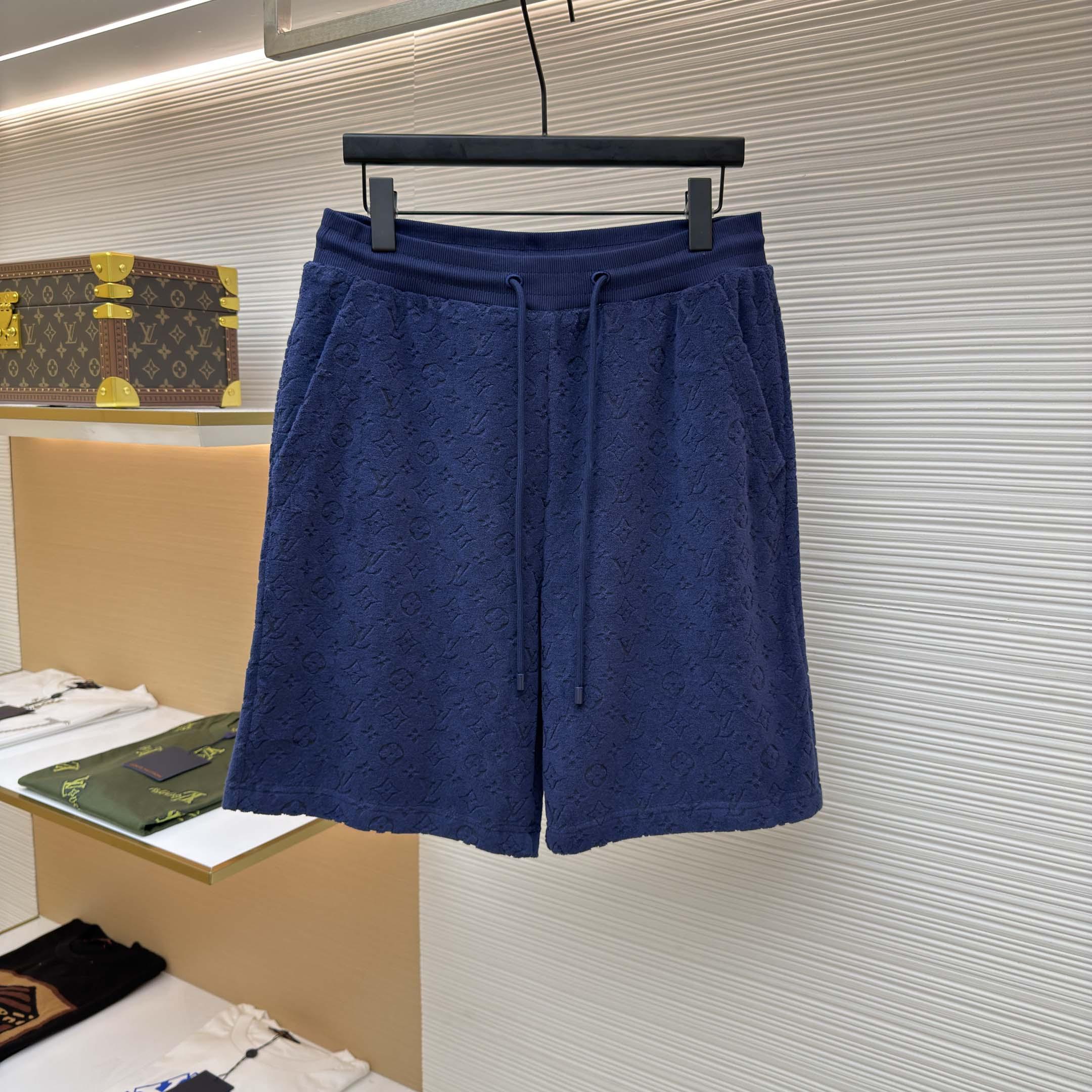 Louis Vuitton Monogram French Terry Shorts    1AHUX6 - FashionPlug