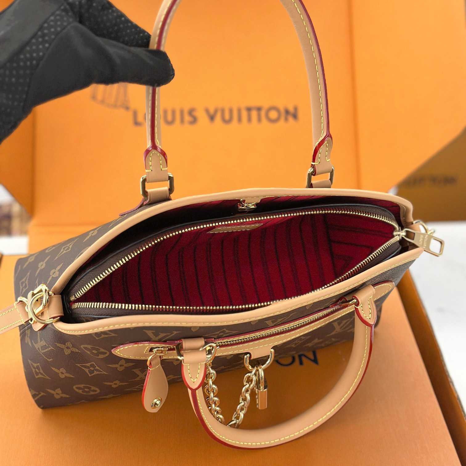 Louis Vuitton Ever More PM   M15208 - FashionPlug