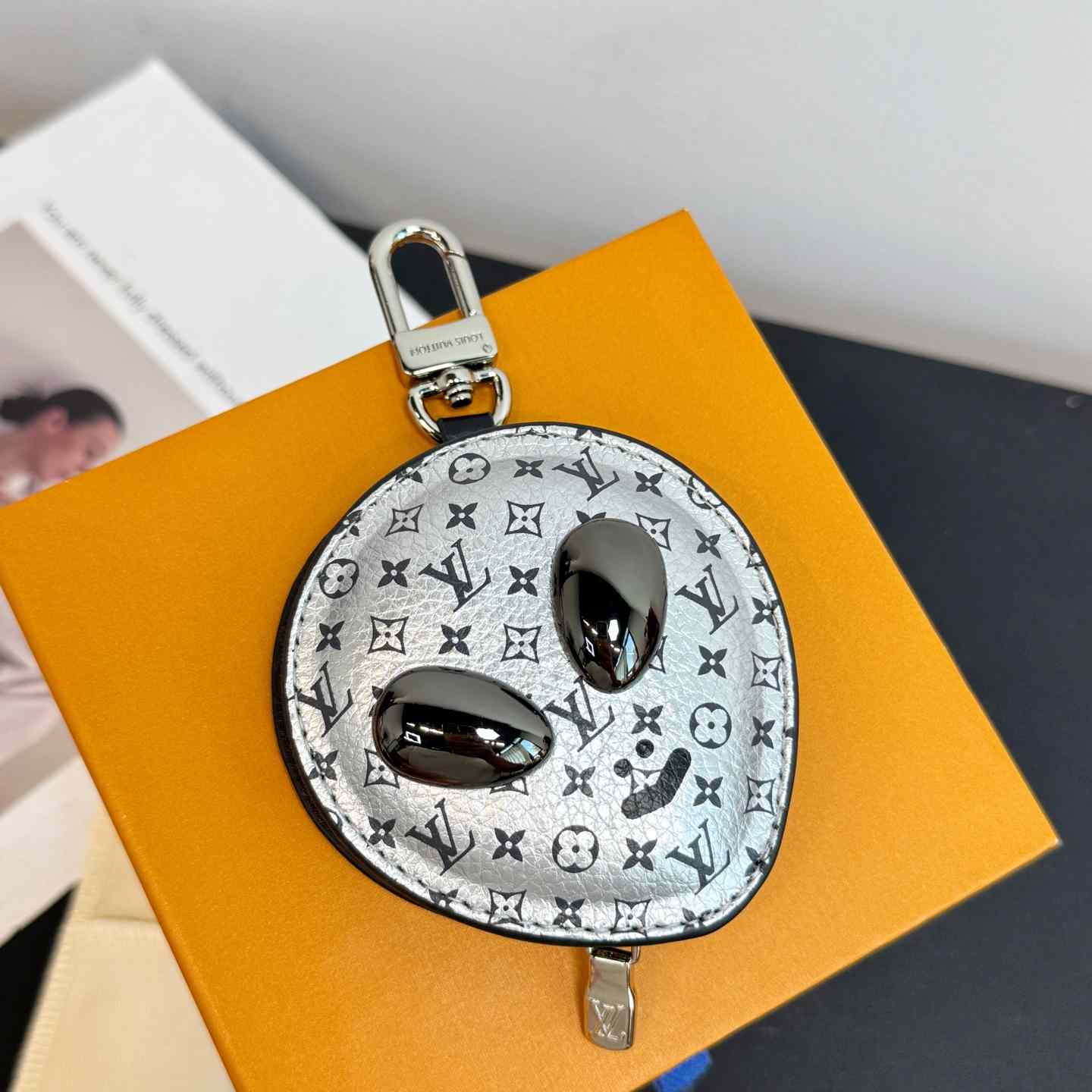 Louis Vuitton LV Alien Bag Charm - FashionPlug