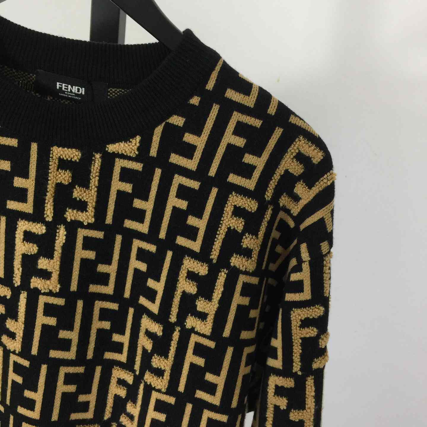 Fendi Wool Pullover - FashionPlug