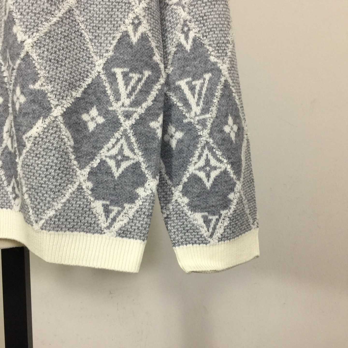 Louis Vuitton Wool Blend Pullover - FashionPlug