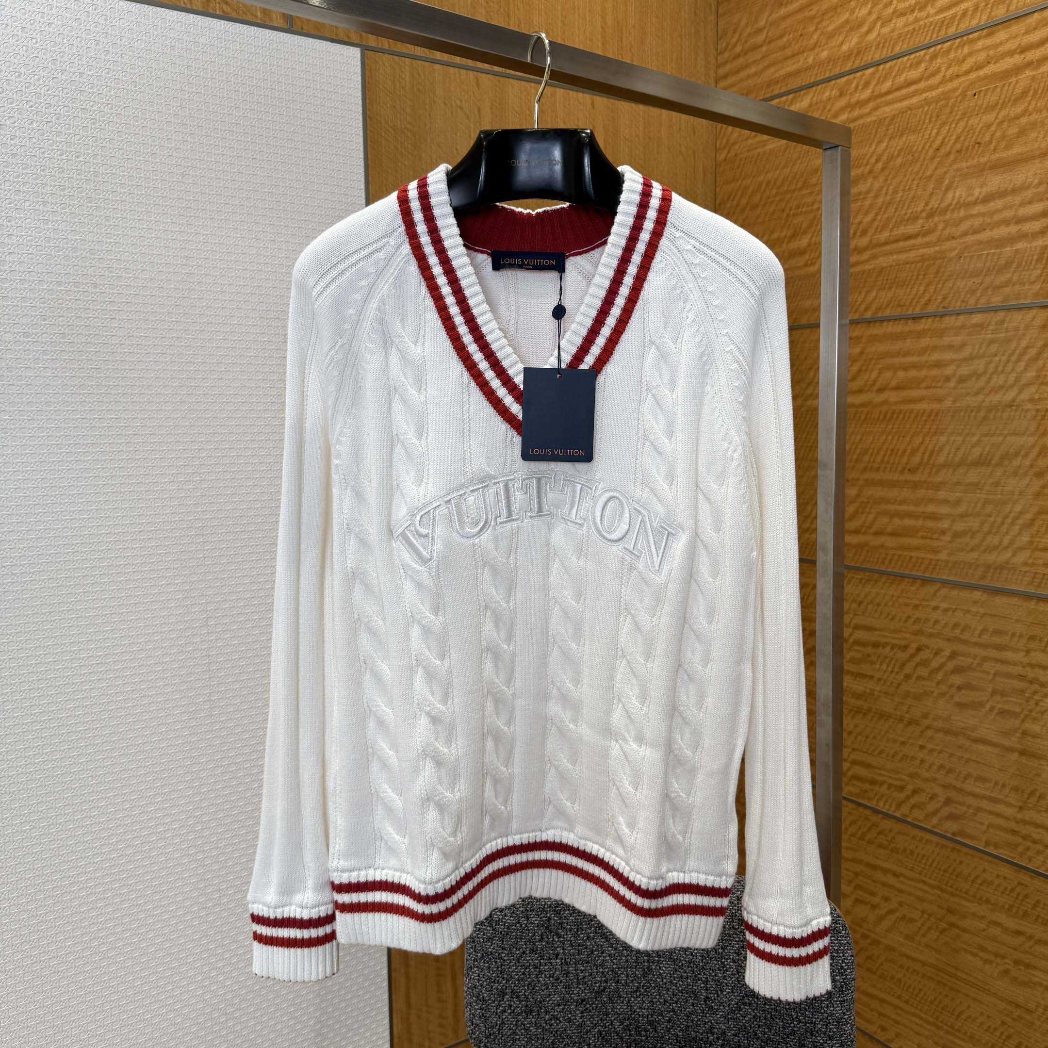 Louis Vuitton Preppy V-Neck Cable Pullover   1AIJYR - FashionPlug