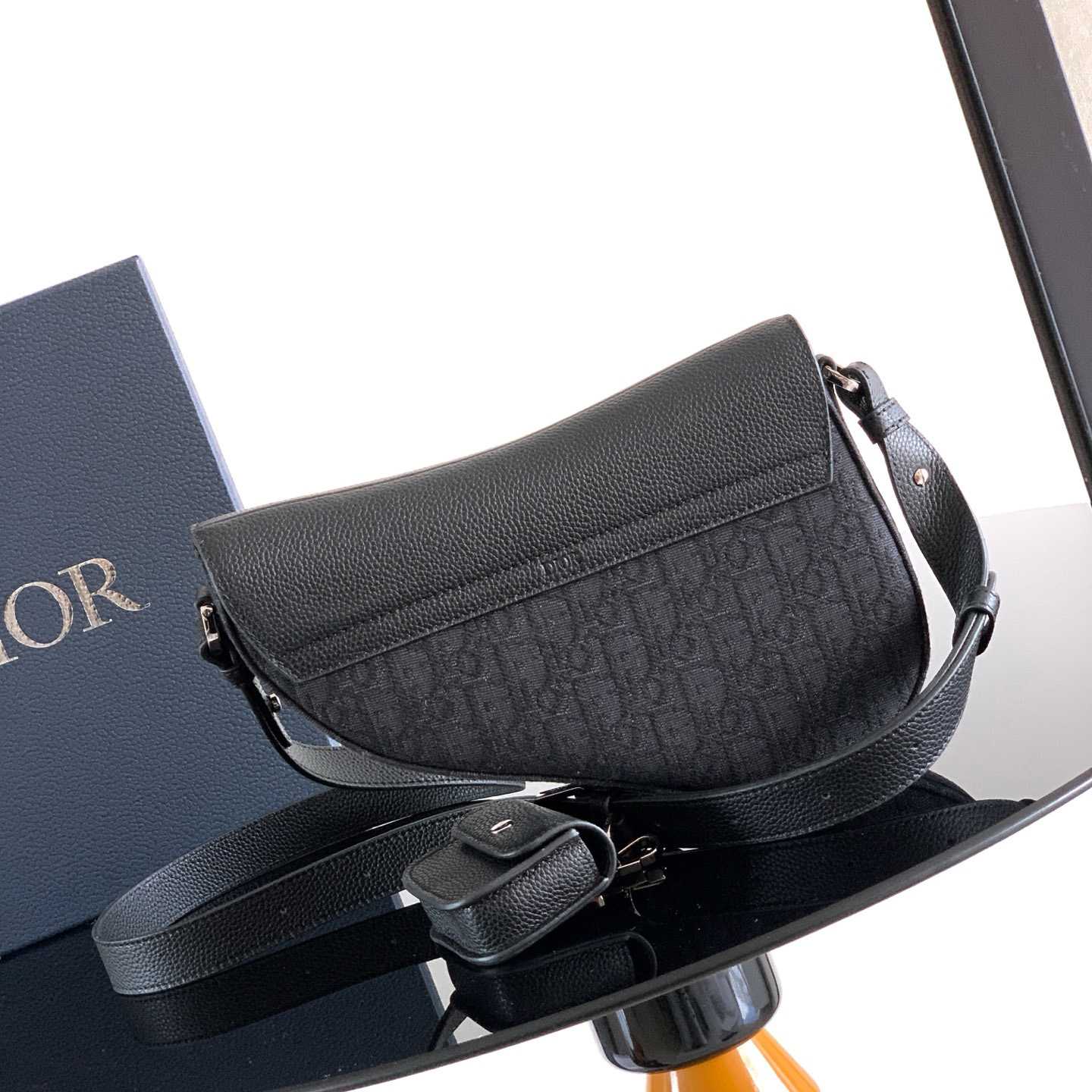 Dior Saddle Bag  - FashionPlug