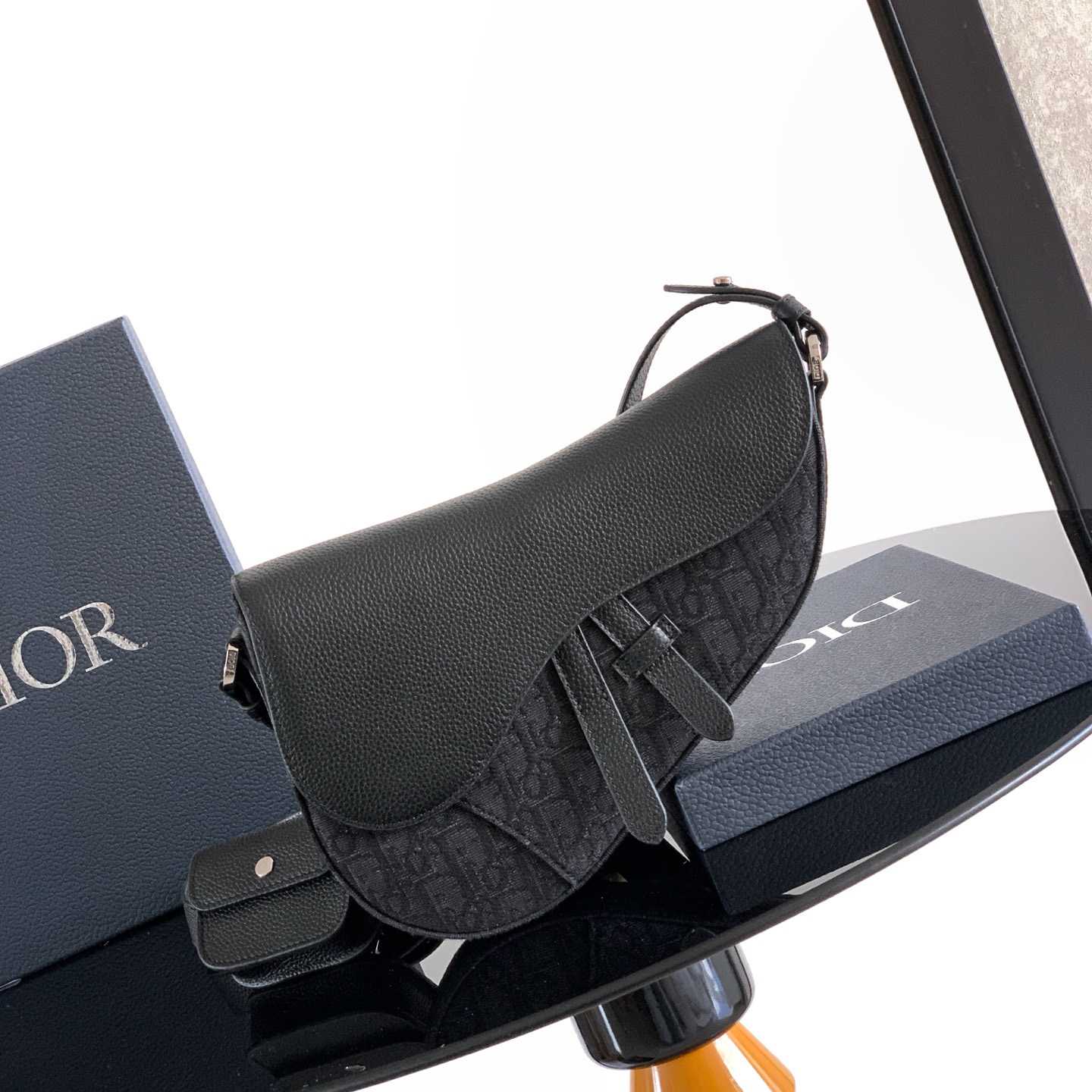 Dior Saddle Bag  - FashionPlug