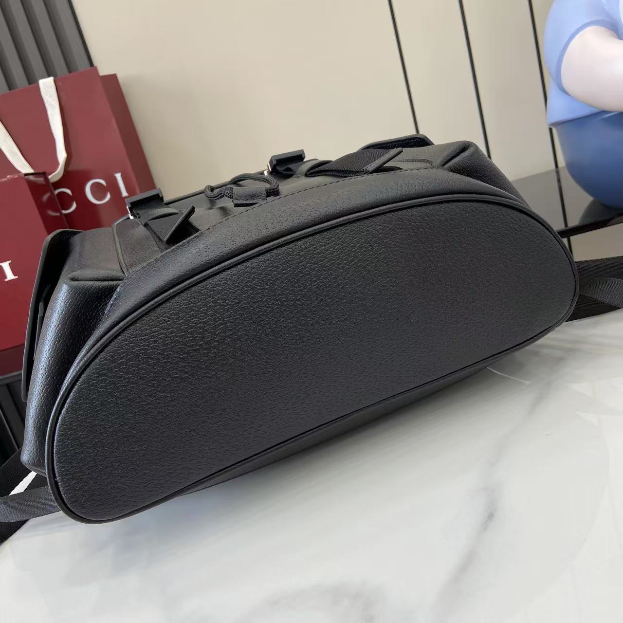 Gucci Ophidia Large Backpack - FashionPlug