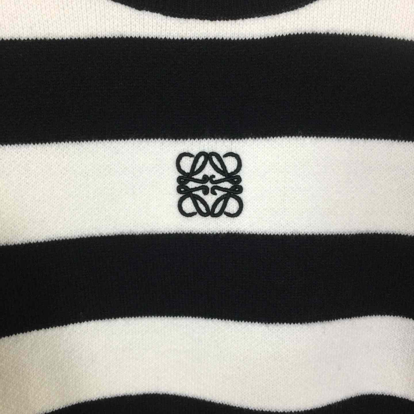 Loewe Sweater In Wool - FashionPlug