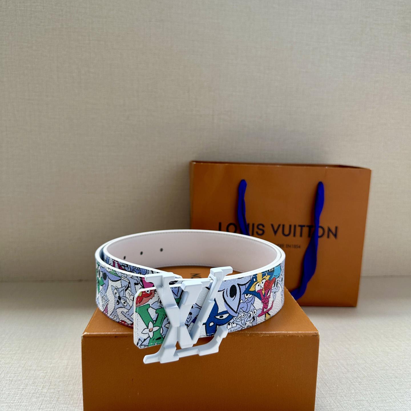 Louis Vuitton LV Initiales 40mm Reversible Belt   - FashionPlug