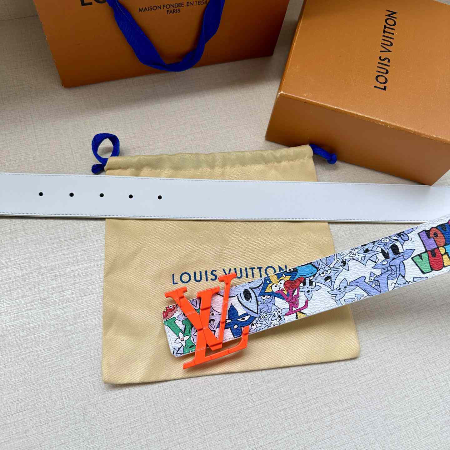 Louis Vuitton LV Initiales 40mm Reversible Belt   - FashionPlug