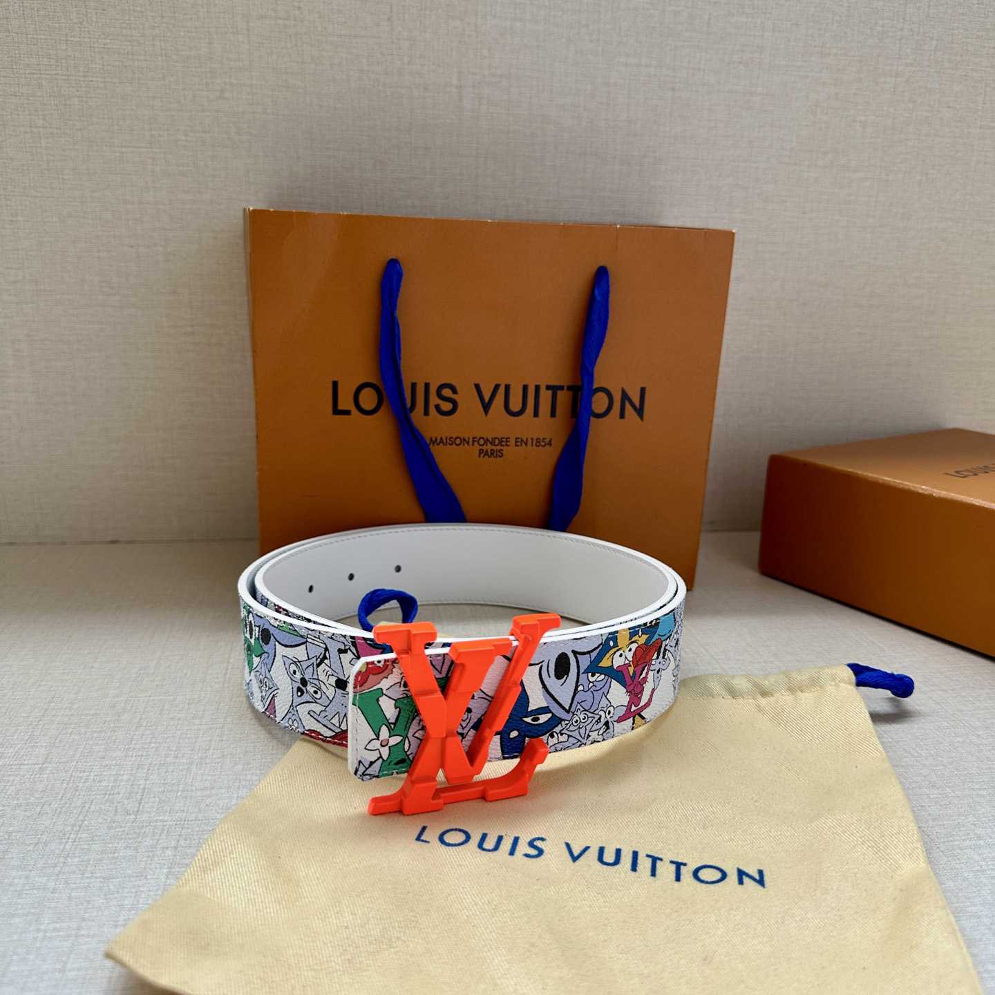 Louis Vuitton LV Initiales 40mm Reversible Belt   - FashionPlug