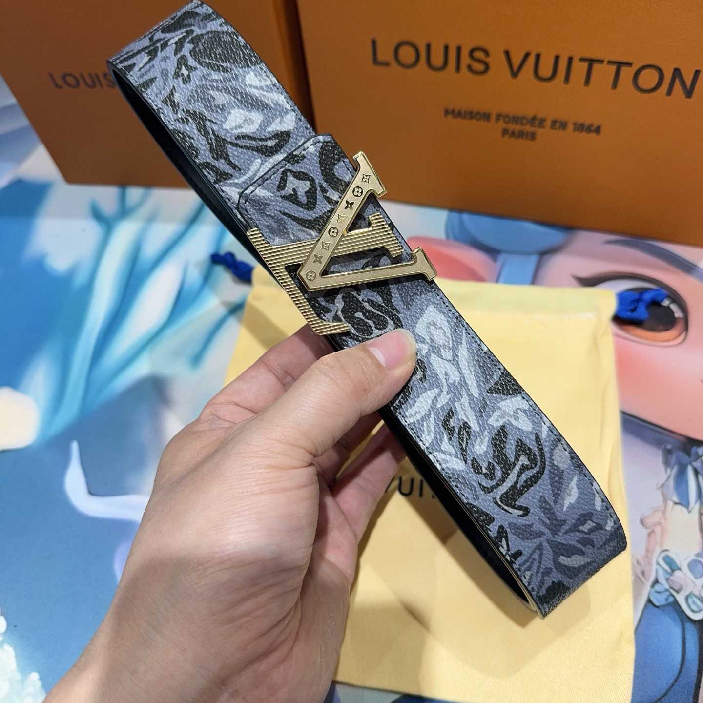 Louis Vuitton 40mm Reversible Belt  - FashionPlug