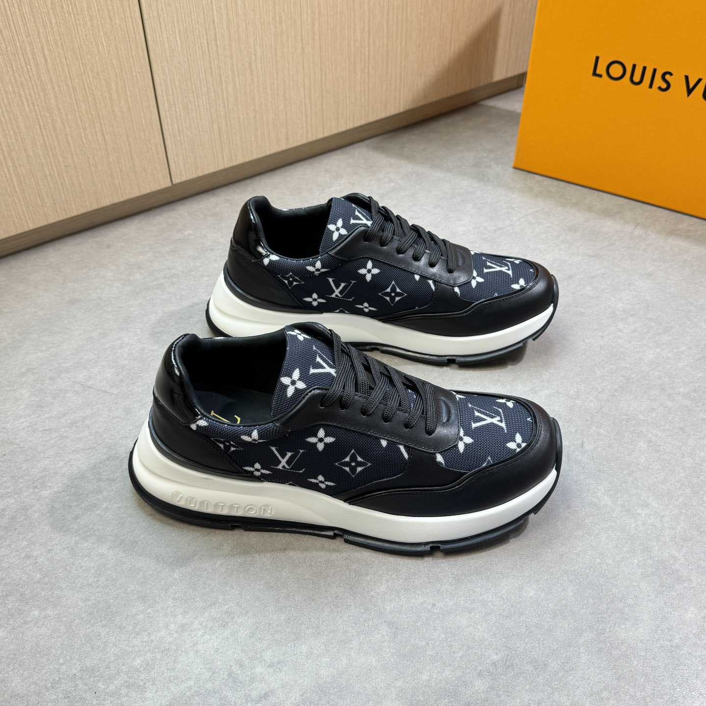 Louis Vuitton Beverly Hills Sneaker - FashionPlug