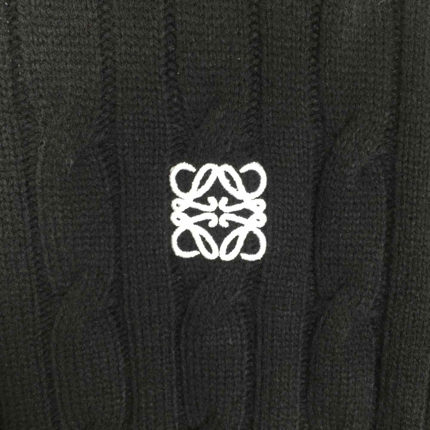 Loewe Sweater In Wool - FashionPlug