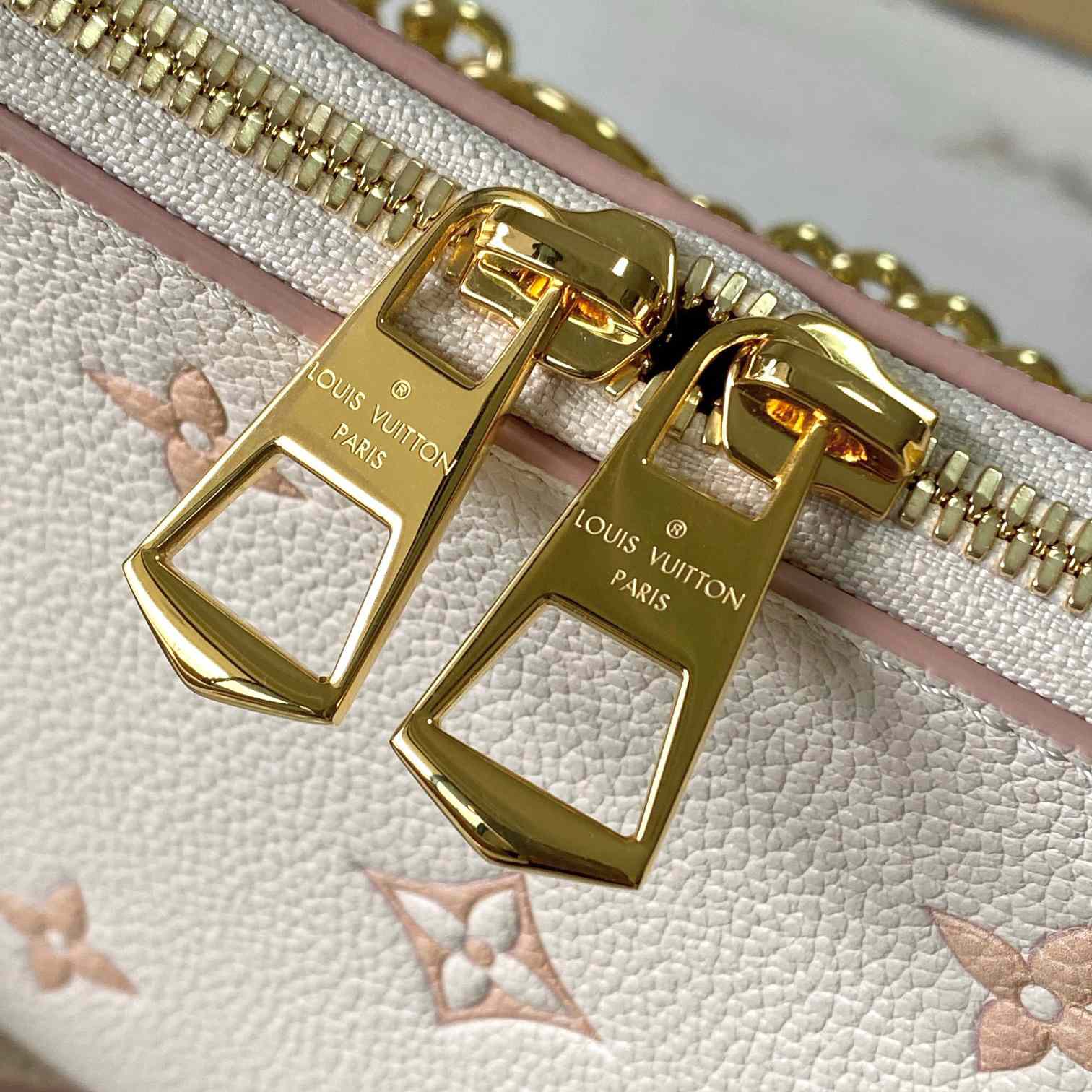 Louis Vuitton Boulogne   M14634 - FashionPlug