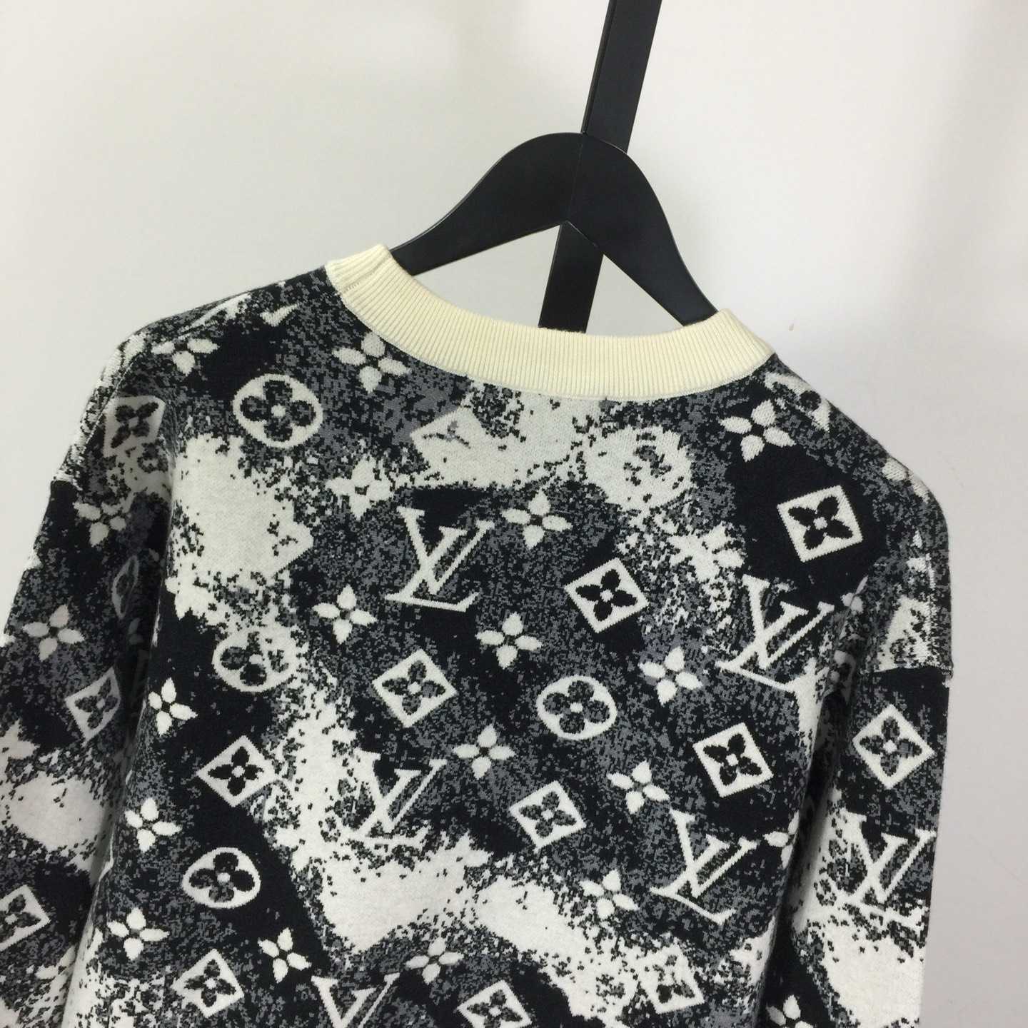 Louis Vuitton Monogram Wool Pullover - FashionPlug