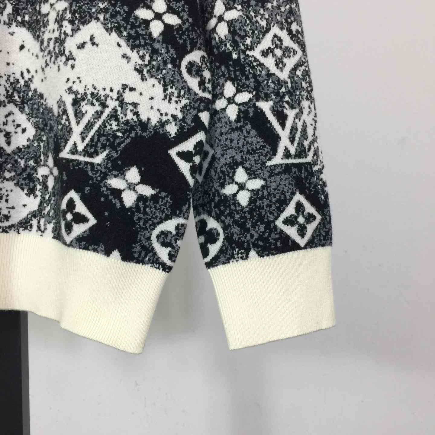 Louis Vuitton Monogram Wool Pullover - FashionPlug