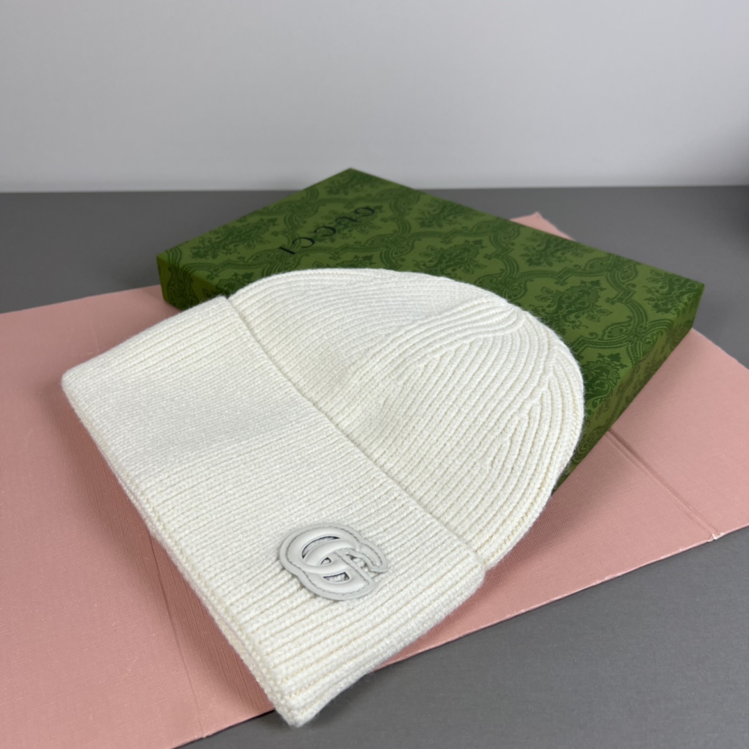 Gucci Cashmere Hat With Patch  - FashionPlug