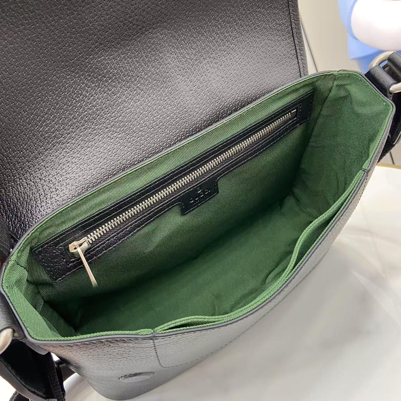 Gucci Ophidia Medium Messenger Bag - FashionPlug