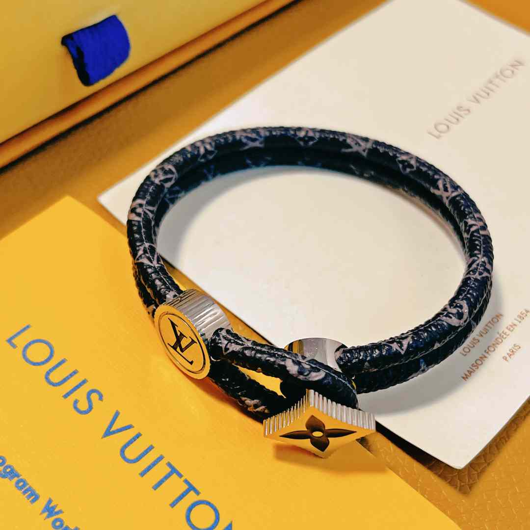 Louis Vuitton Catch It Bracelet   M8111 - FashionPlug