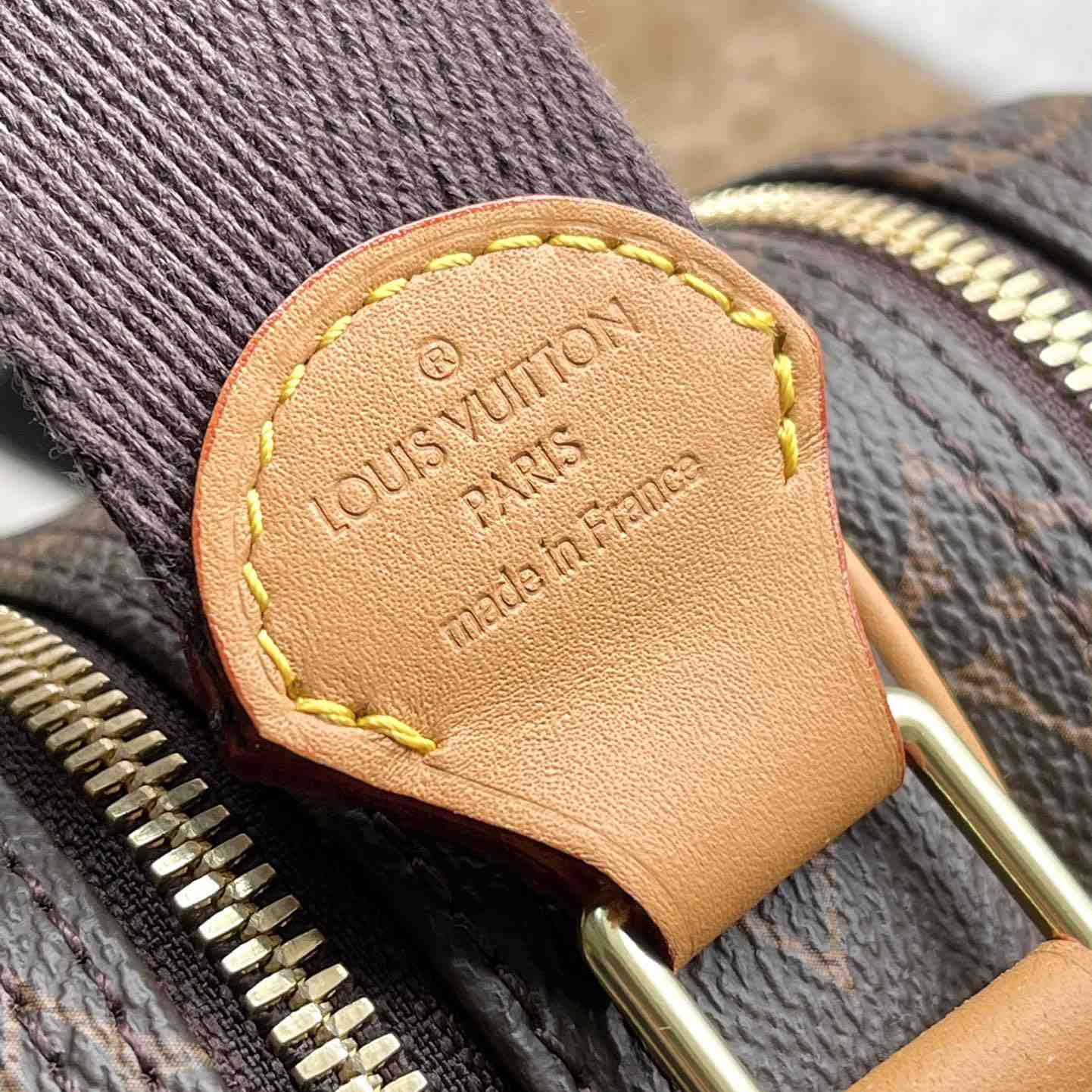 Louis Vuitton Monogram Shoulder Bag (28 x 21 x 11 cm) - FashionPlug