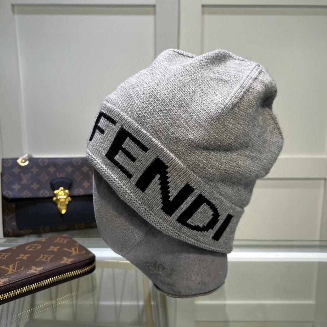 Fendi Beanie - FashionPlug