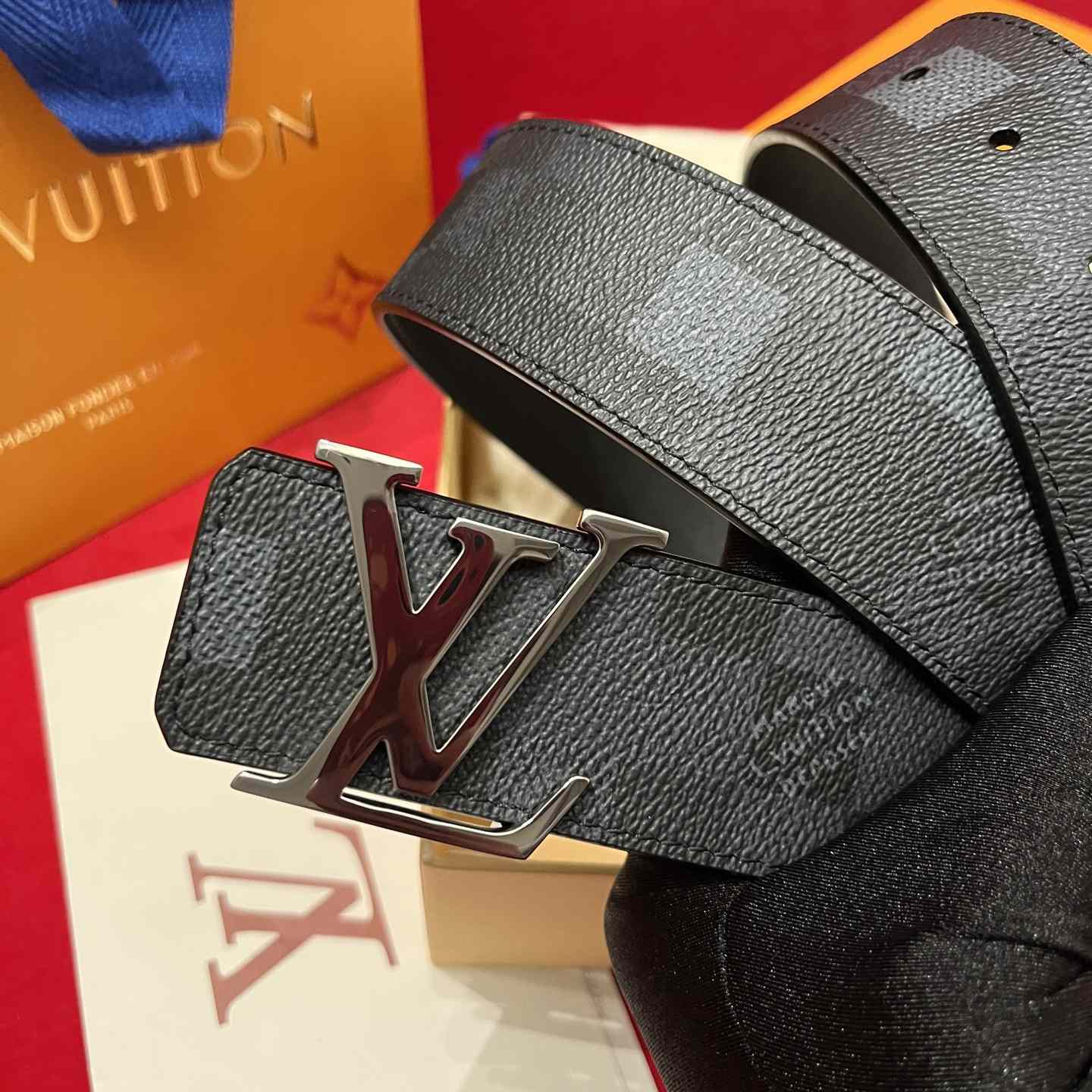 Louis Vuitton Reversible Belt - FashionPlug