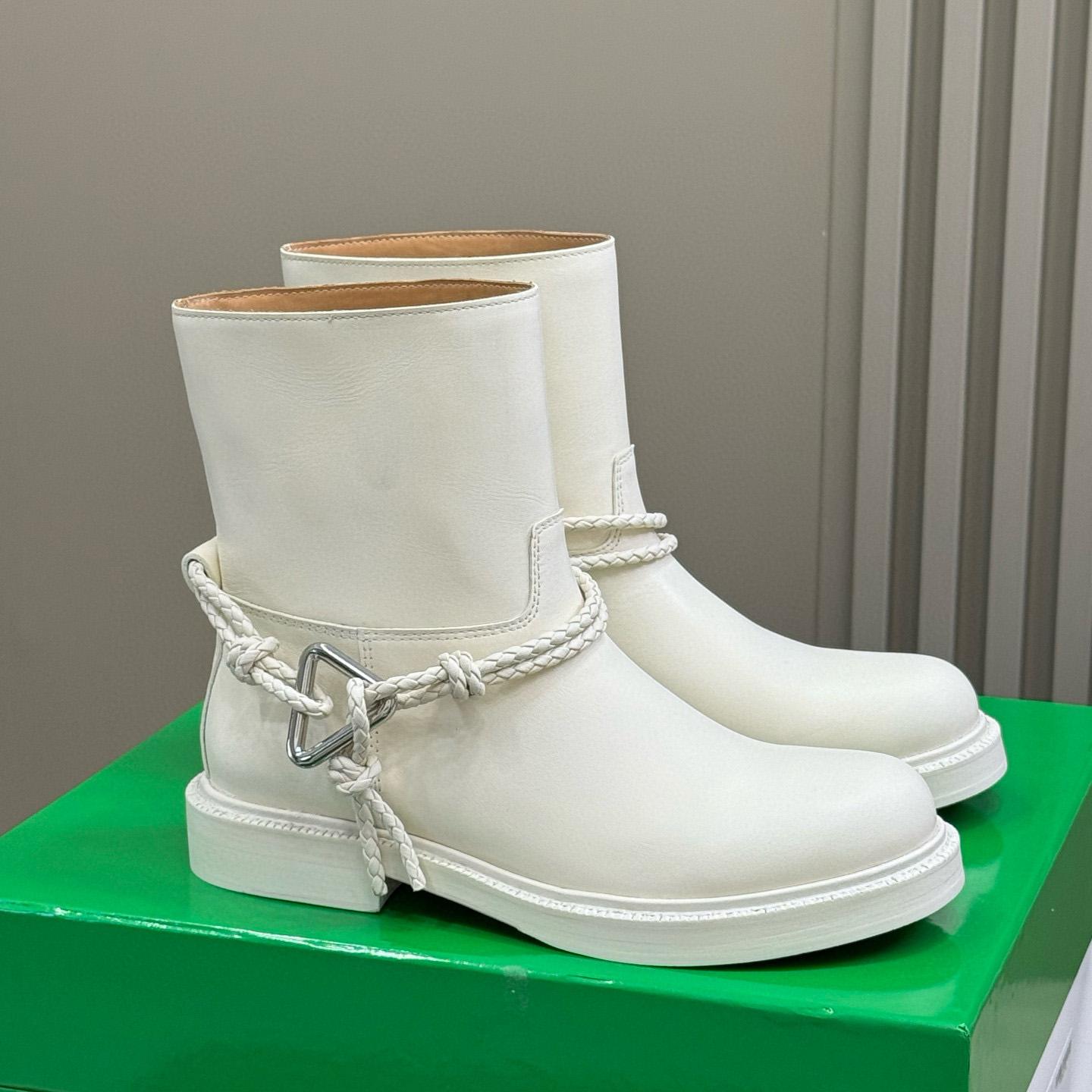 Bottega Veneta James Ankle Boot - FashionPlug