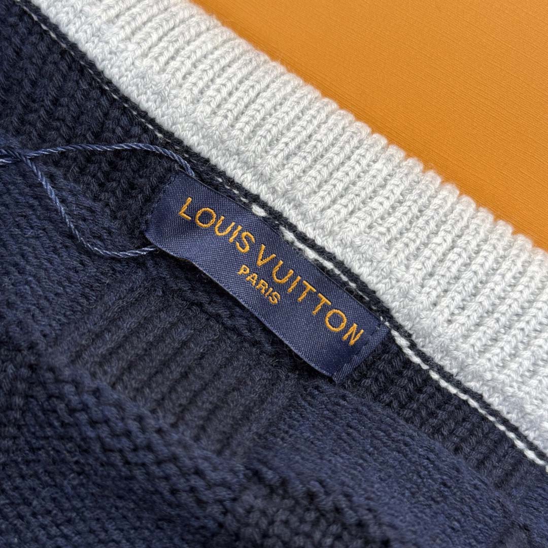 Louis Vuitton Damier Knit Blouson   1AJBVN - FashionPlug