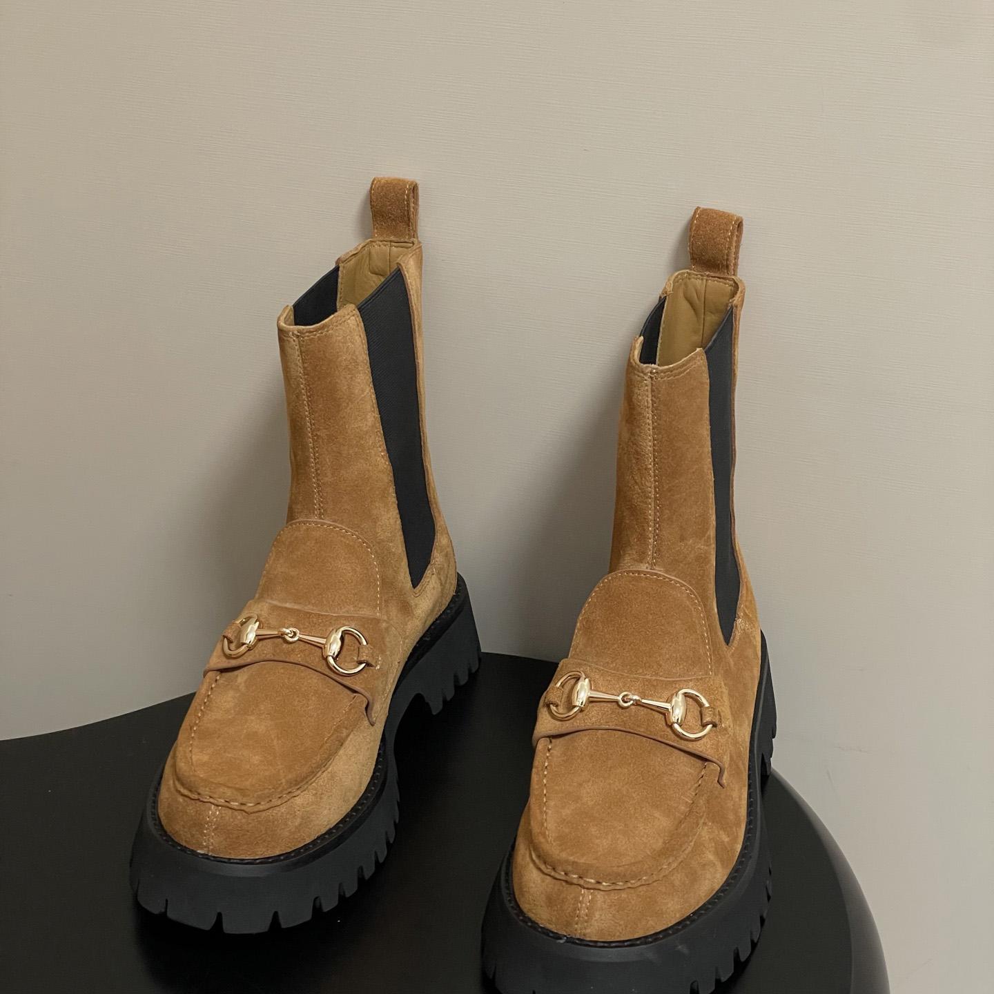 Gucci Women's Ankle Boot With Horsebit - FashionPlug