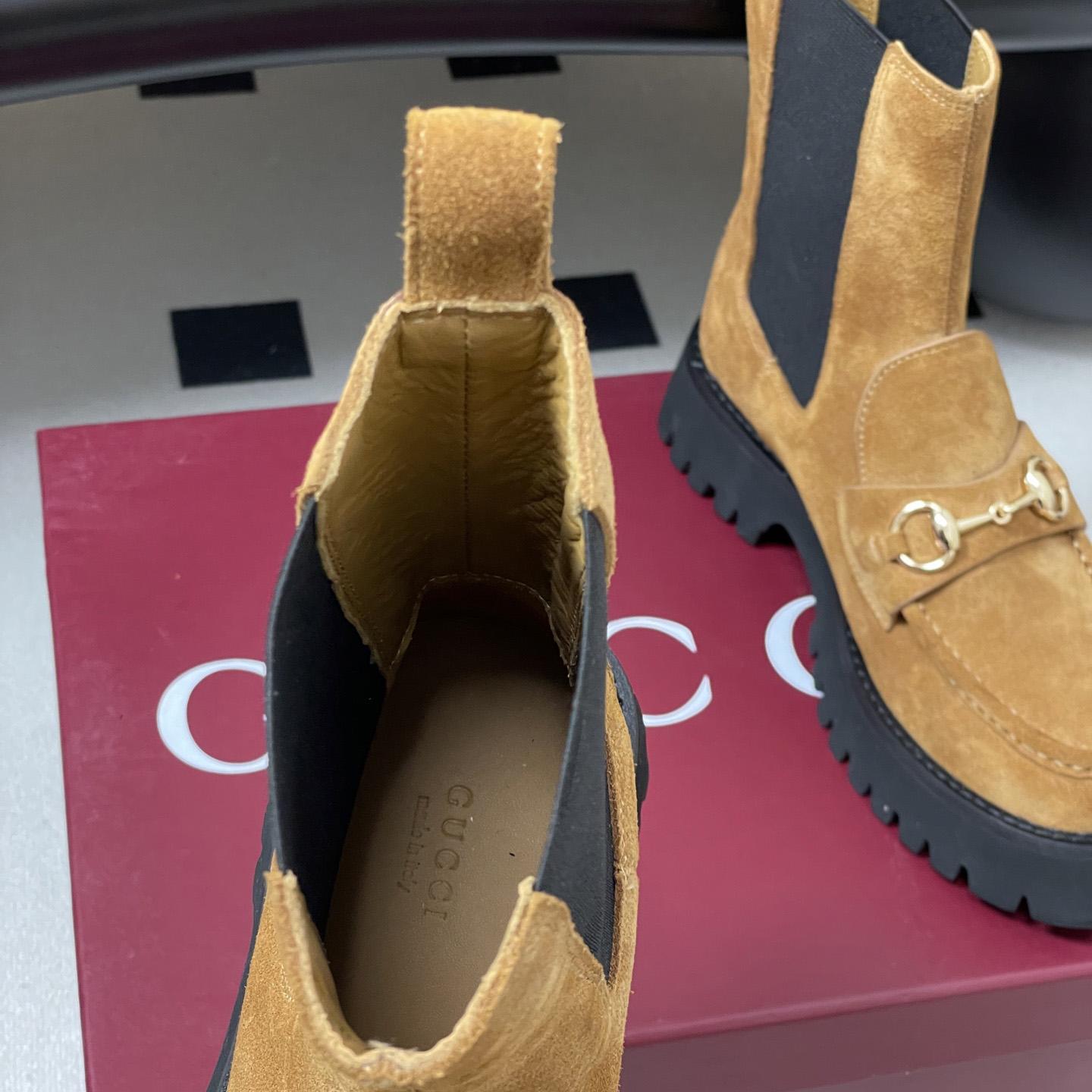 Gucci Women's Ankle Boot With Horsebit - FashionPlug