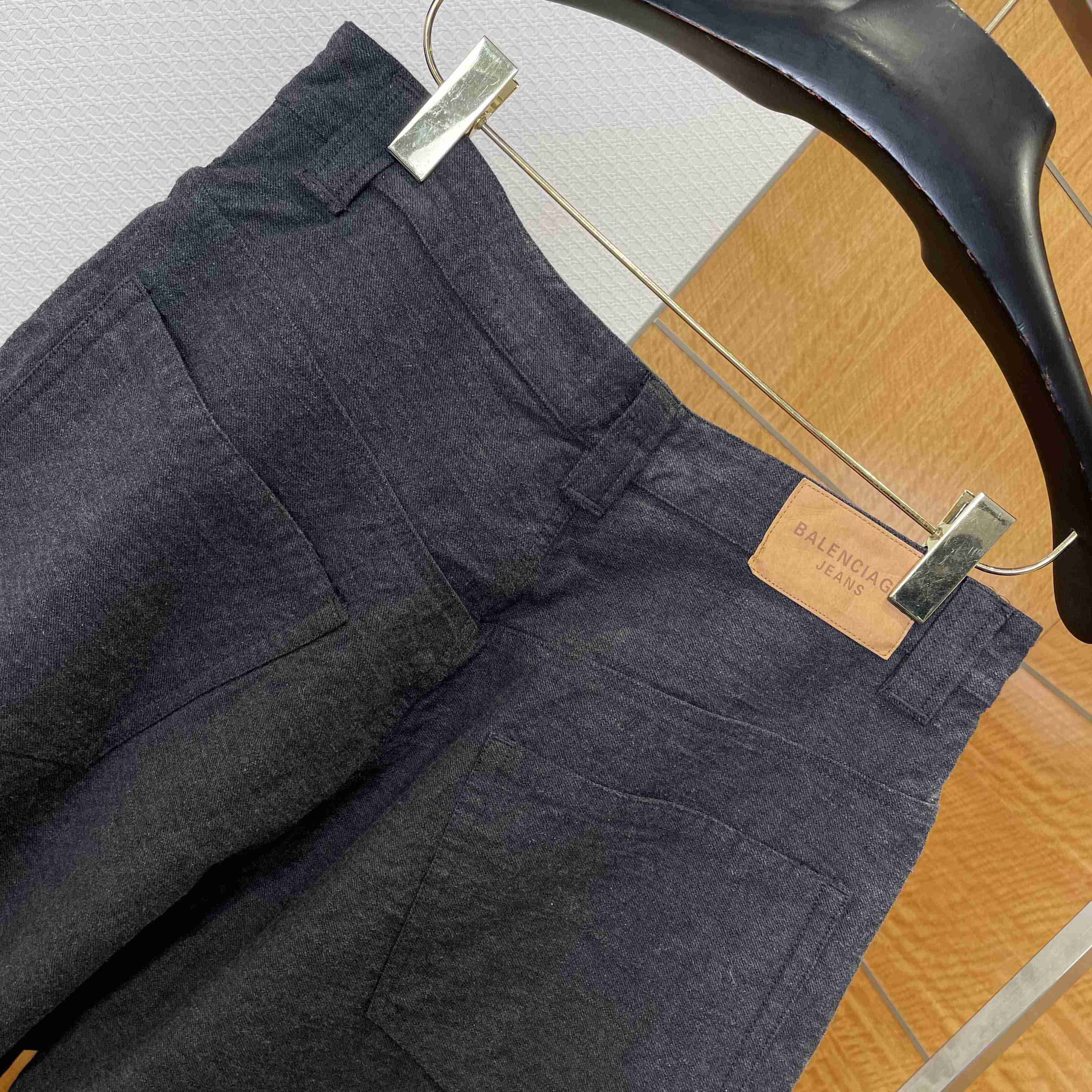 Balenciaga Men's Trompe L'oeil Sweatpants In Anthracite - FashionPlug