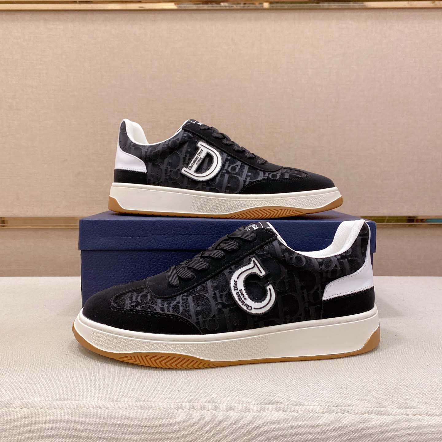 Dior Sneakers - FashionPlug