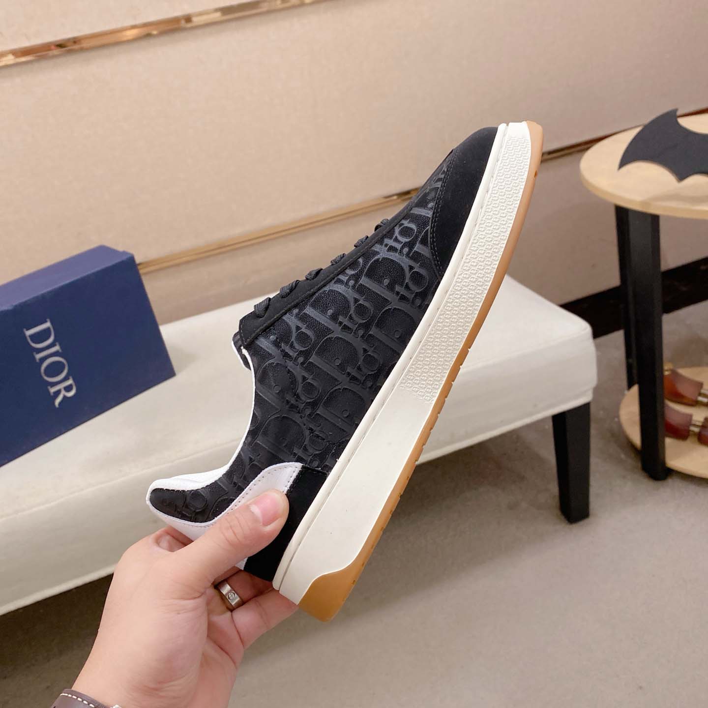 Dior Sneakers - FashionPlug