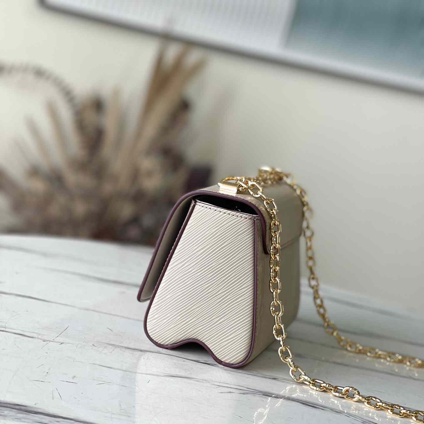 Louis Vuitton Twist PM   M21133 - FashionPlug