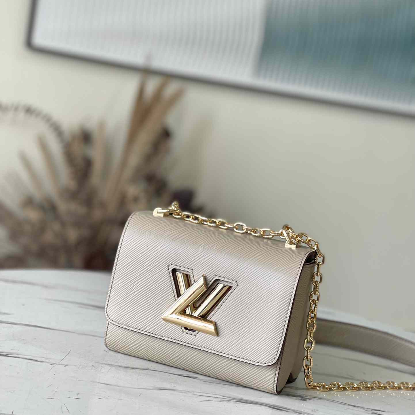 Louis Vuitton Twist PM   M21133 - FashionPlug