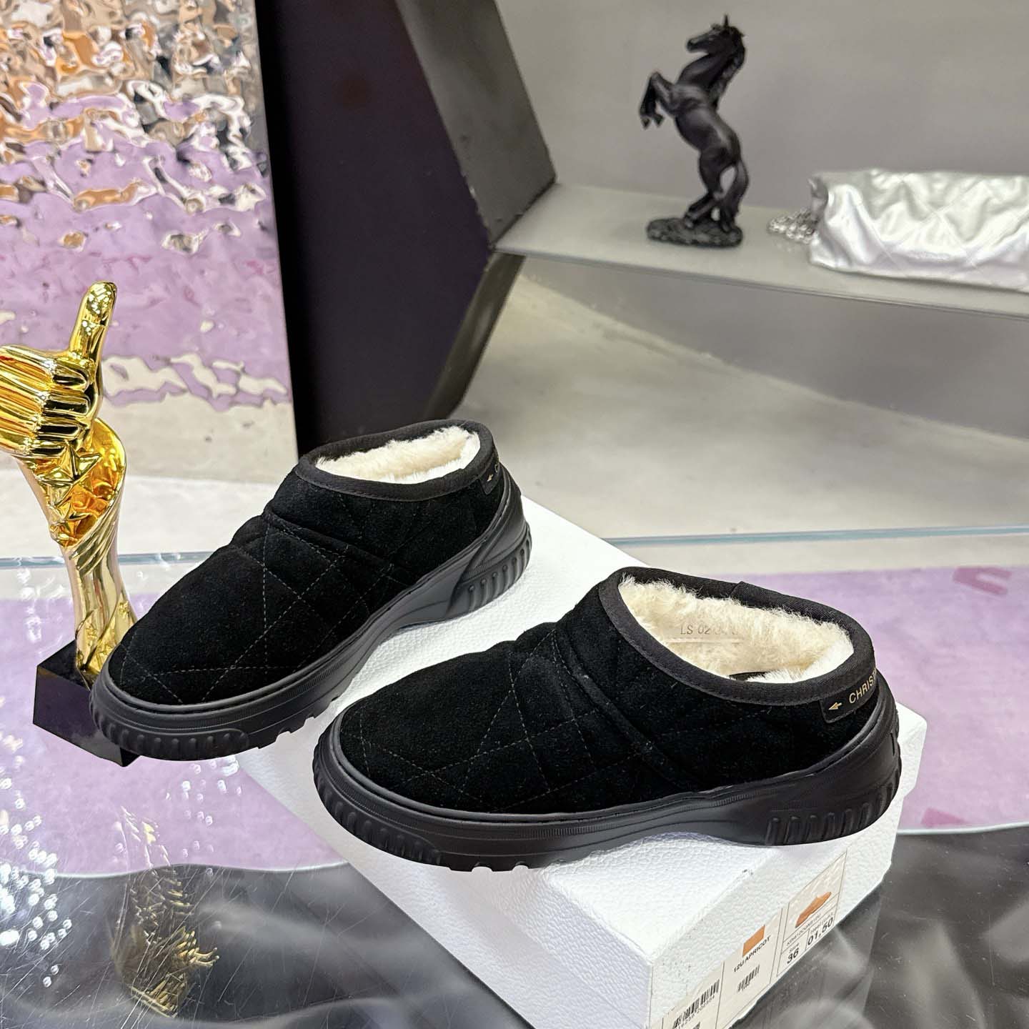 Dior Frost Low Ankle Boot - FashionPlug