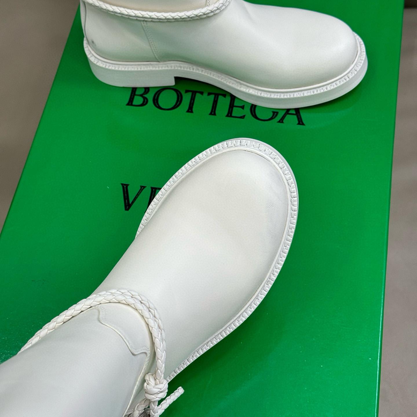Bottega Veneta James Boot - FashionPlug